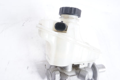 2014 - 2021 Maserati Ghibli Power Brake Master Cylinder OEM