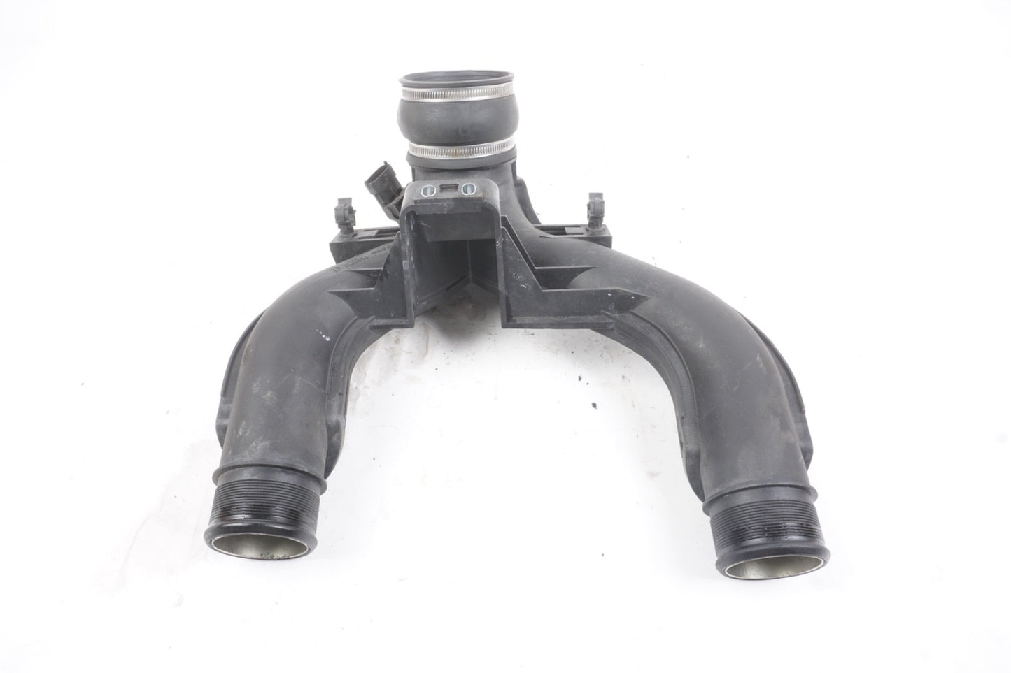 2014 - 2020 Maserati Ghibli 3.0L Engine Air Intake Duct Tube Hose OEM