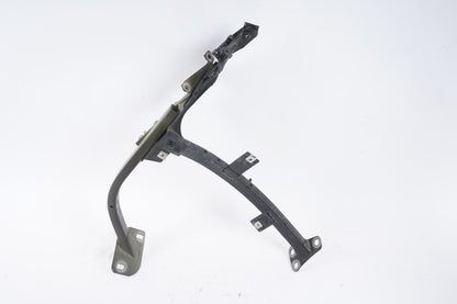 11-17 AUDI A8L A8 FRONT RIGHT PASSENGER SIDE FENDER MOUNT SUPPORT BRACKET OEM