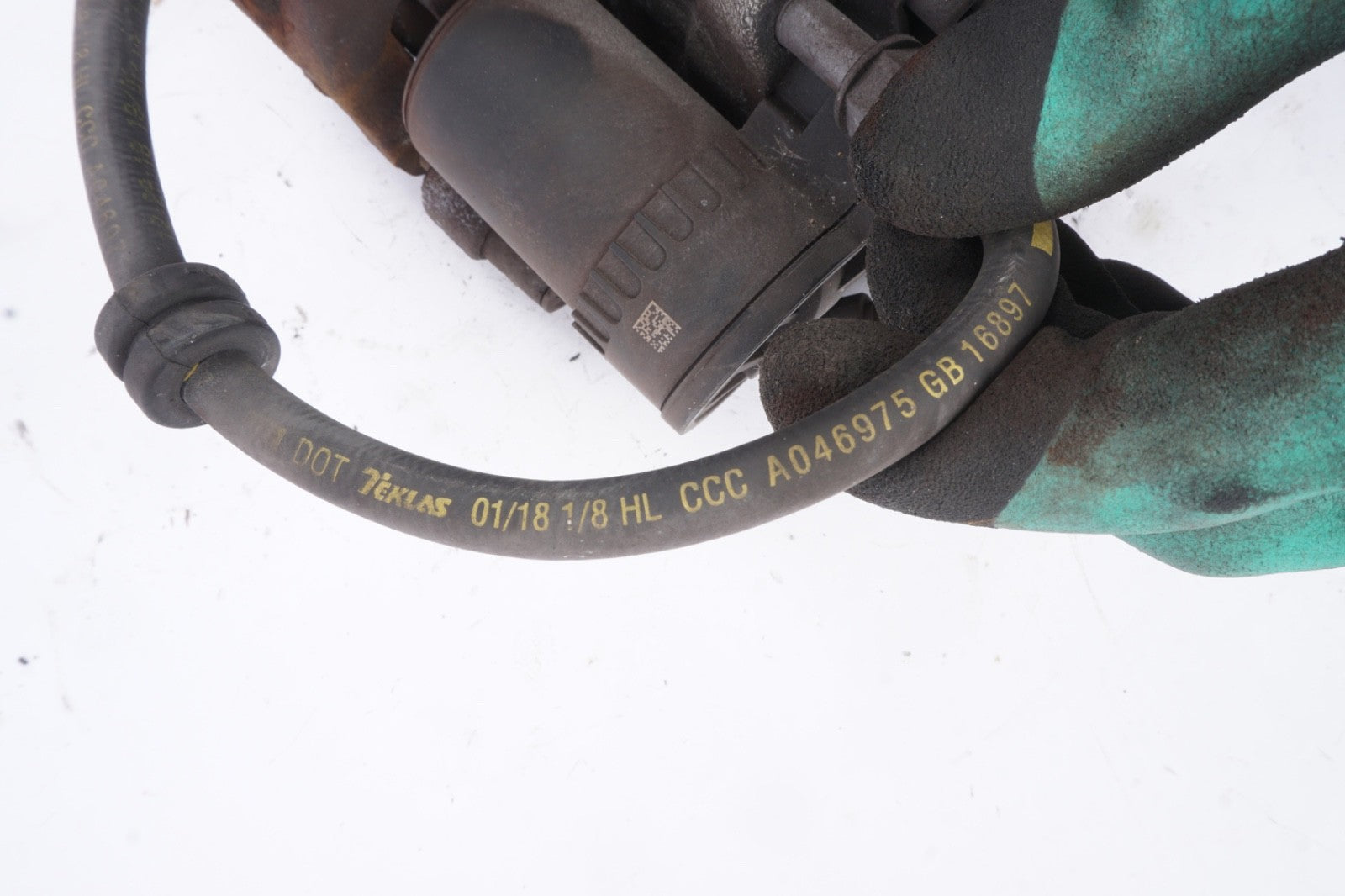2018 - 2022 BMW X2 F39 OEM Right Rear Passenger Side Brake Caliper 6883028