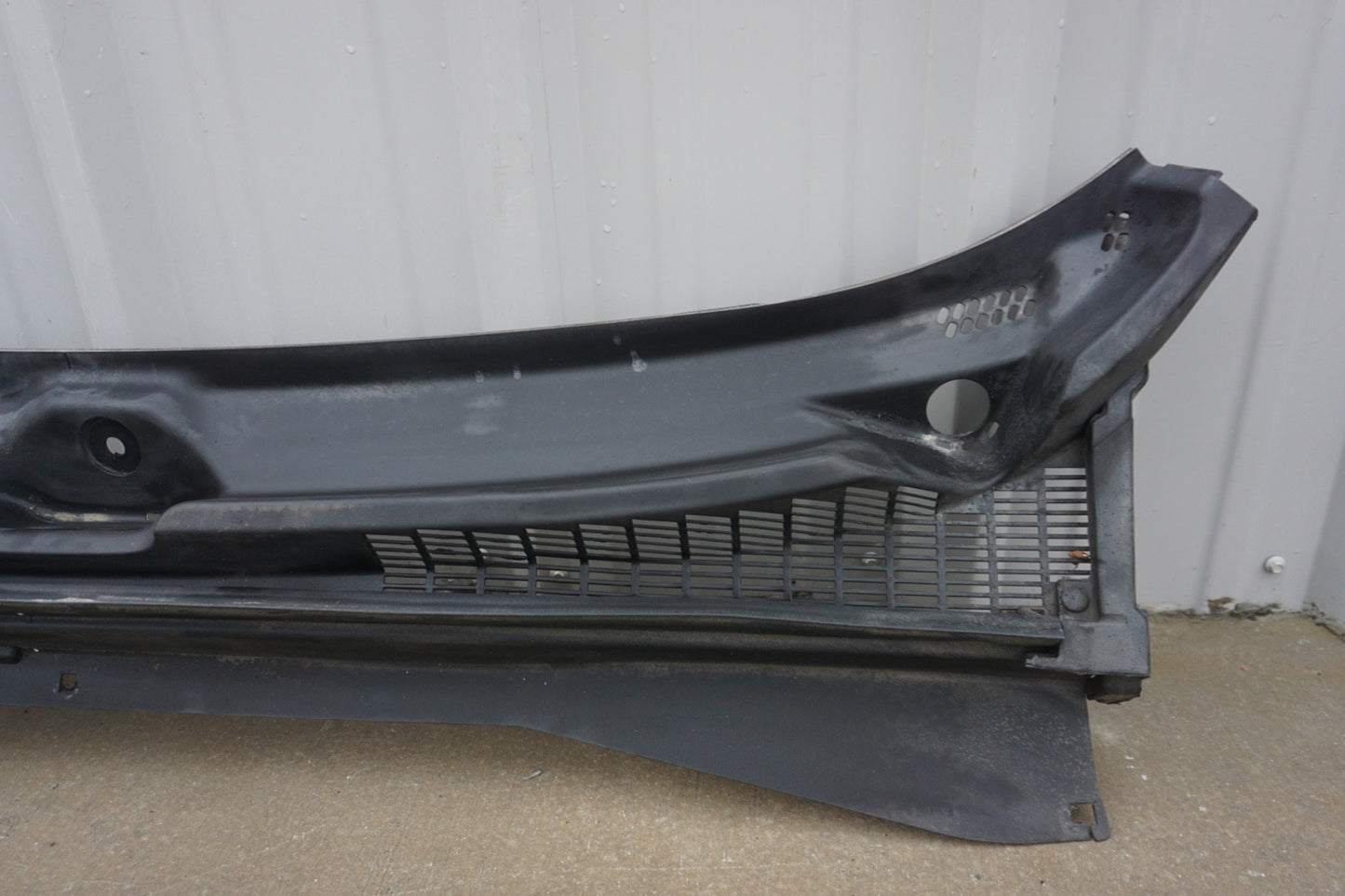 2015 - 2023 Jeep Renegade Front Windshield Cowl Cover OEM