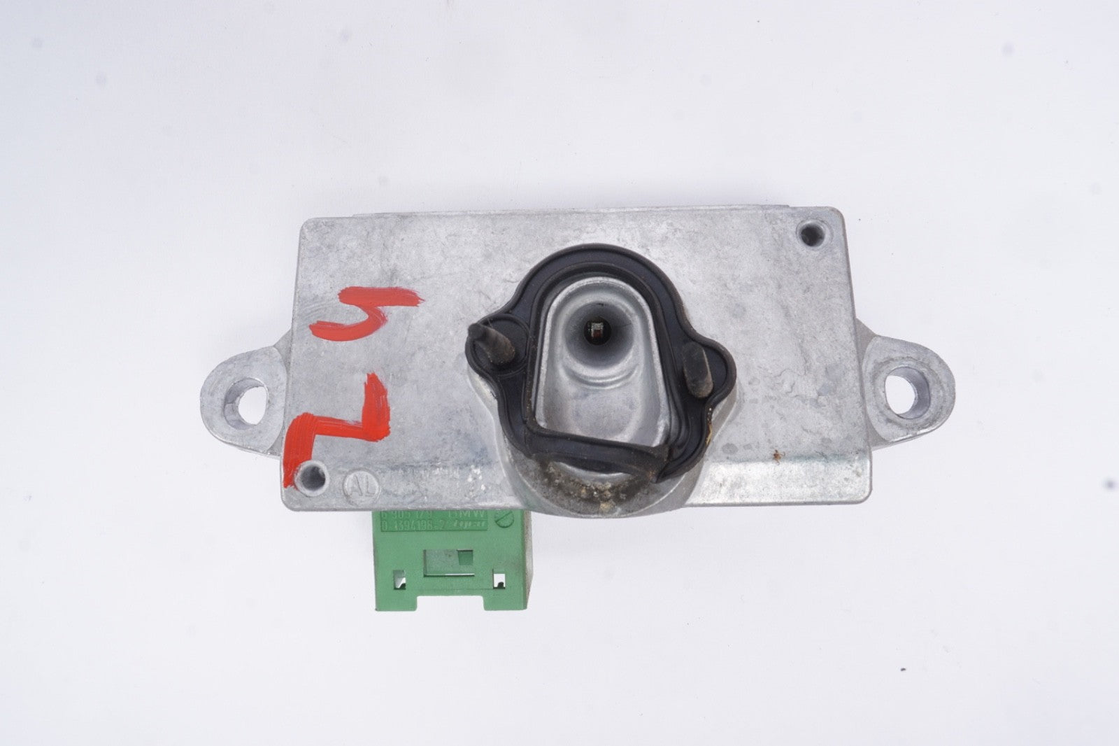 BMW E85 2003-2005 Z4/MZ4 Roadster Driver Side Sensor 65776939762