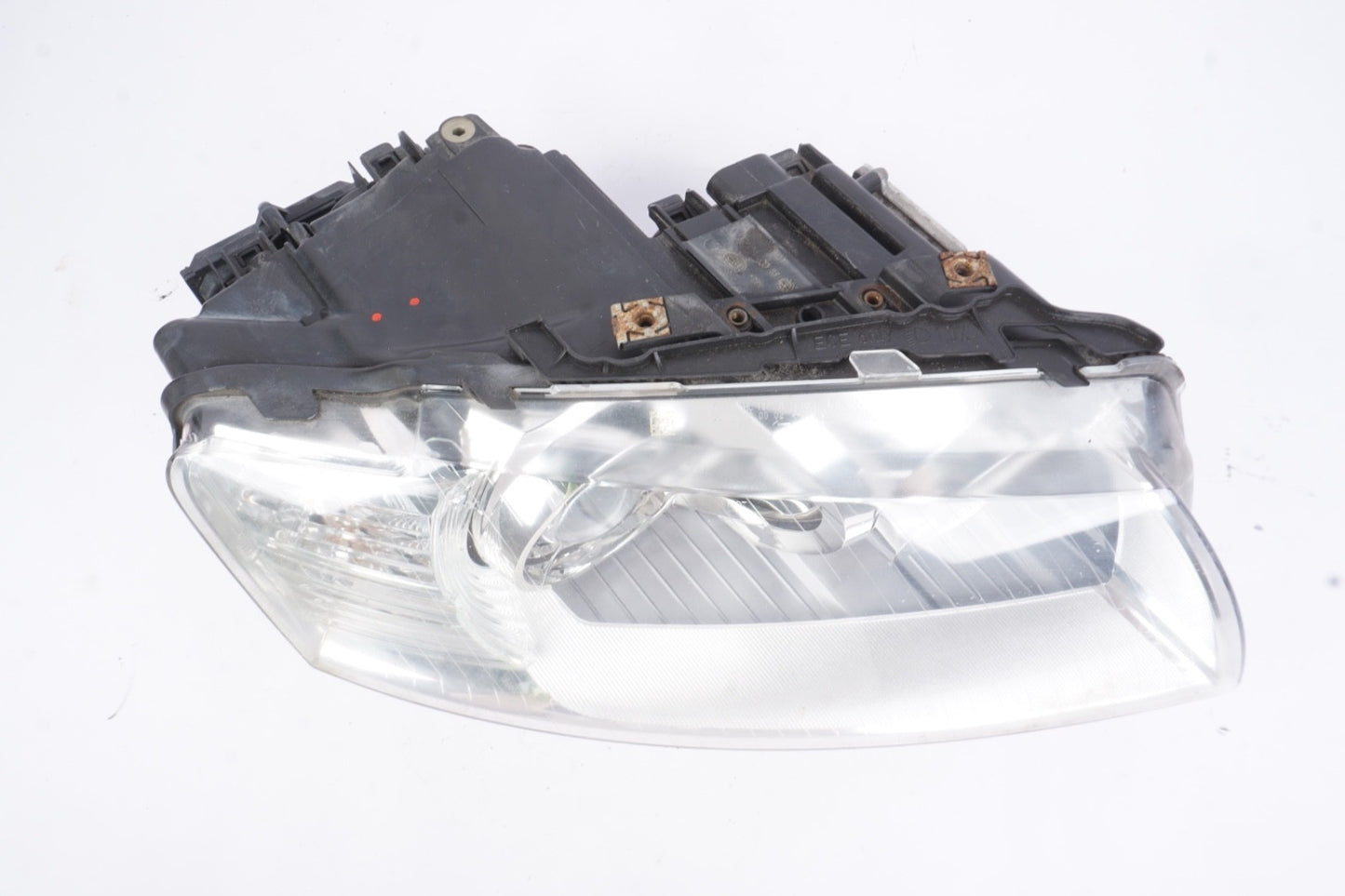 06-10 AUDI A8 Front Right Passenger Headlamp Xenon HID w/ Adaptive Lamps