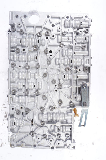2011 - 2020 MERCEDES R230 CLS550 SL550 TRANSMISSION VALVE BODY OEM
