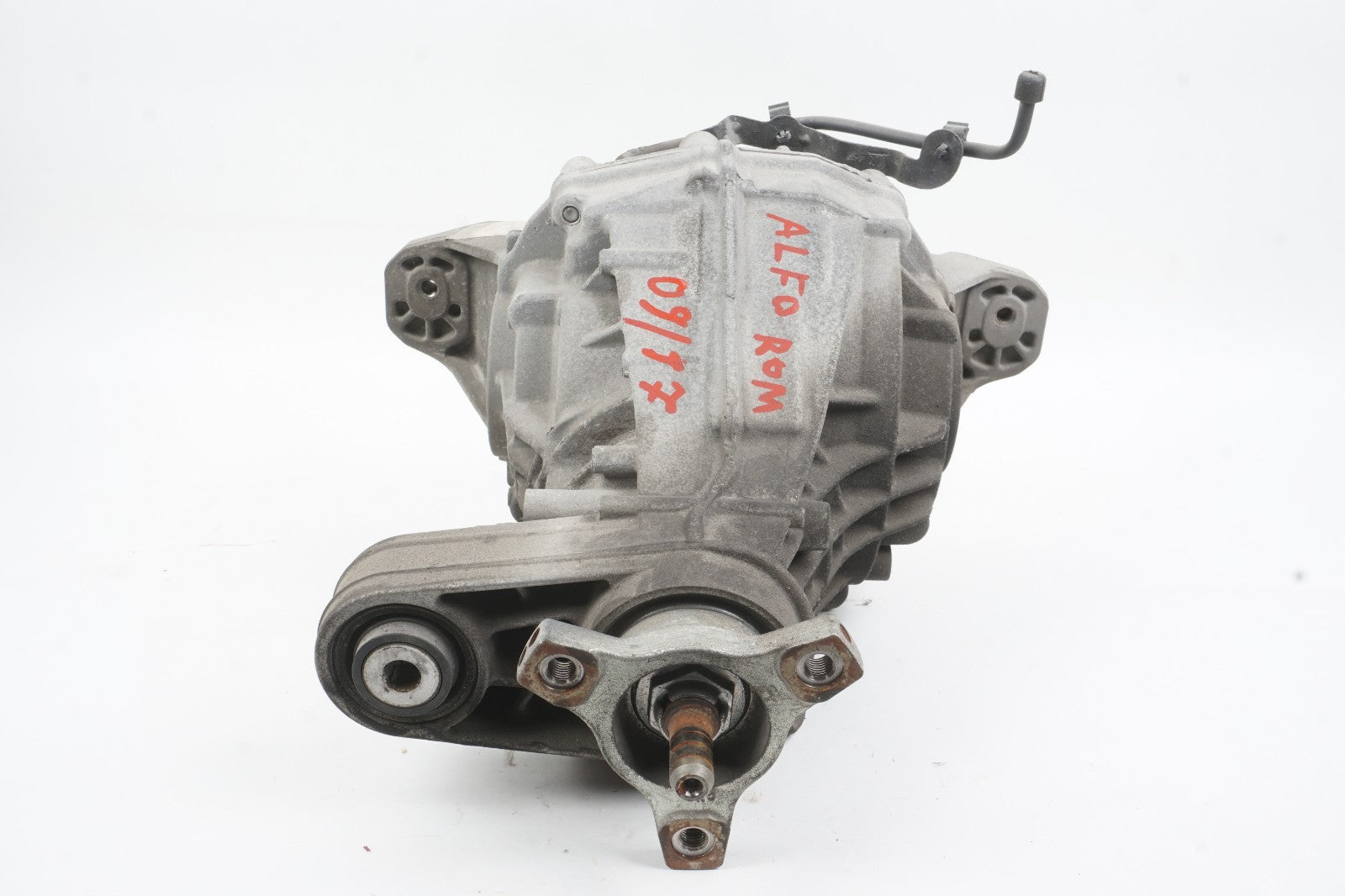 2018 -2021 ALFA ROMEO STELVIO 2.0L REAR AXLE DIFFERENTIAL CARRIER 3.73 RATIO OEM