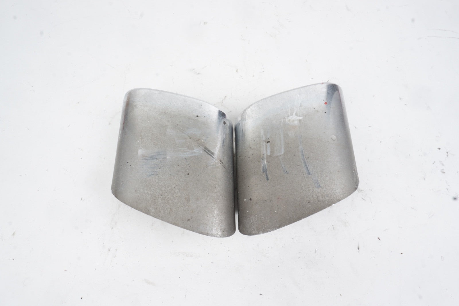 2003 - 2010 Mercedes R230 SL500 exhaust tips, set, left and right OEM