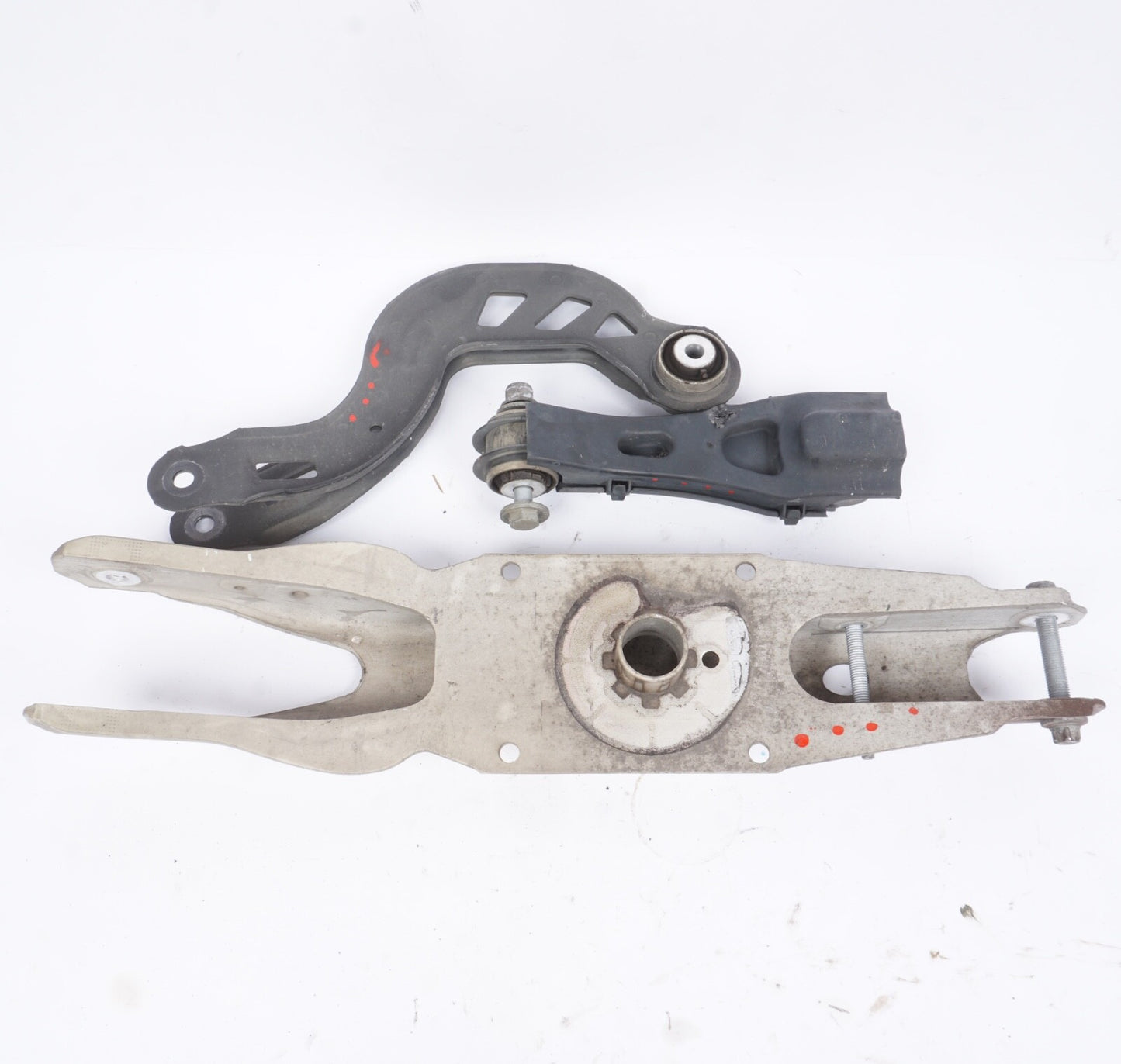 2015 - 2020 MERCEDES GLA250 X156 REAR RIGHT SUSPENSION CONTROL ARM SET OF 3 OEM