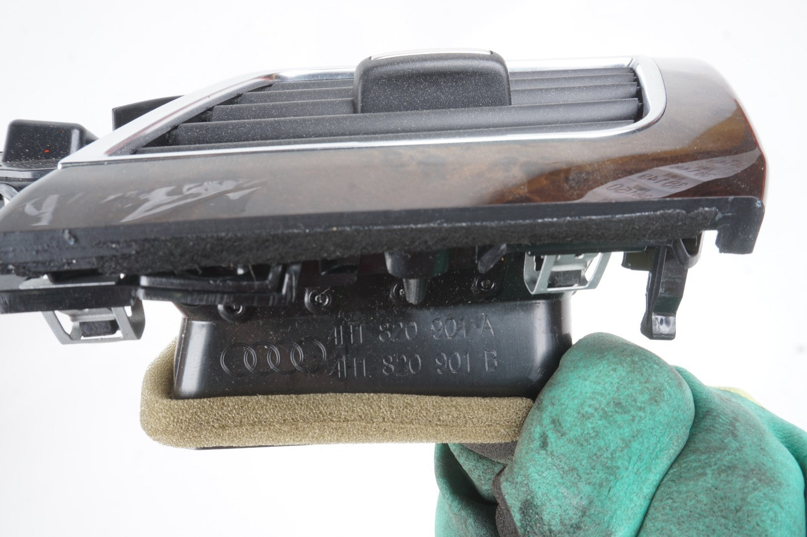 2011 - 2017 Audi D4 A8 A8L Front Left Driver Dashboard HVAC Air Vent OEM