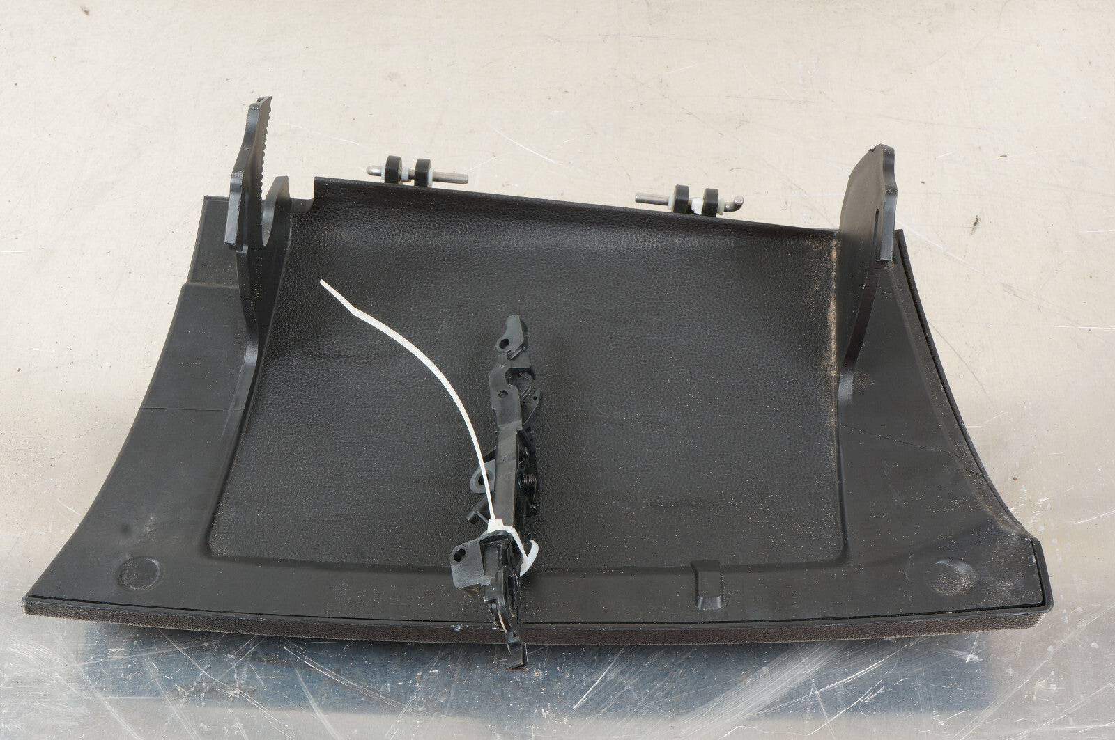 2012-2015 MINI COOPER HATCHBACK FRONT RIGHT DASH GLOVE BOX DOOR LID OEM