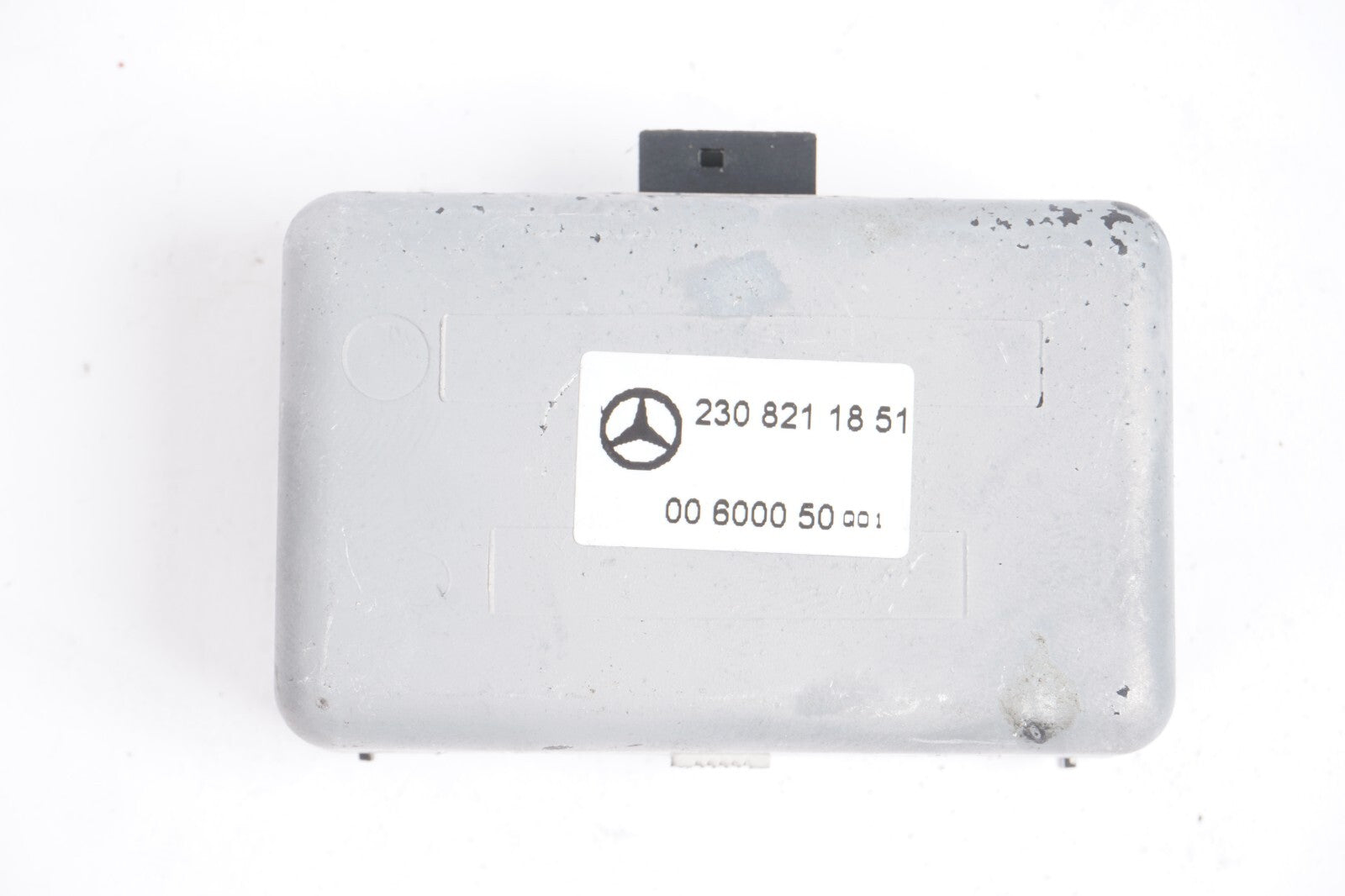 03-04 Mercedes R230 SL500 SL55 AMG WINDSHIELD WIPER RAIN SENSOR 2308211851 OEM