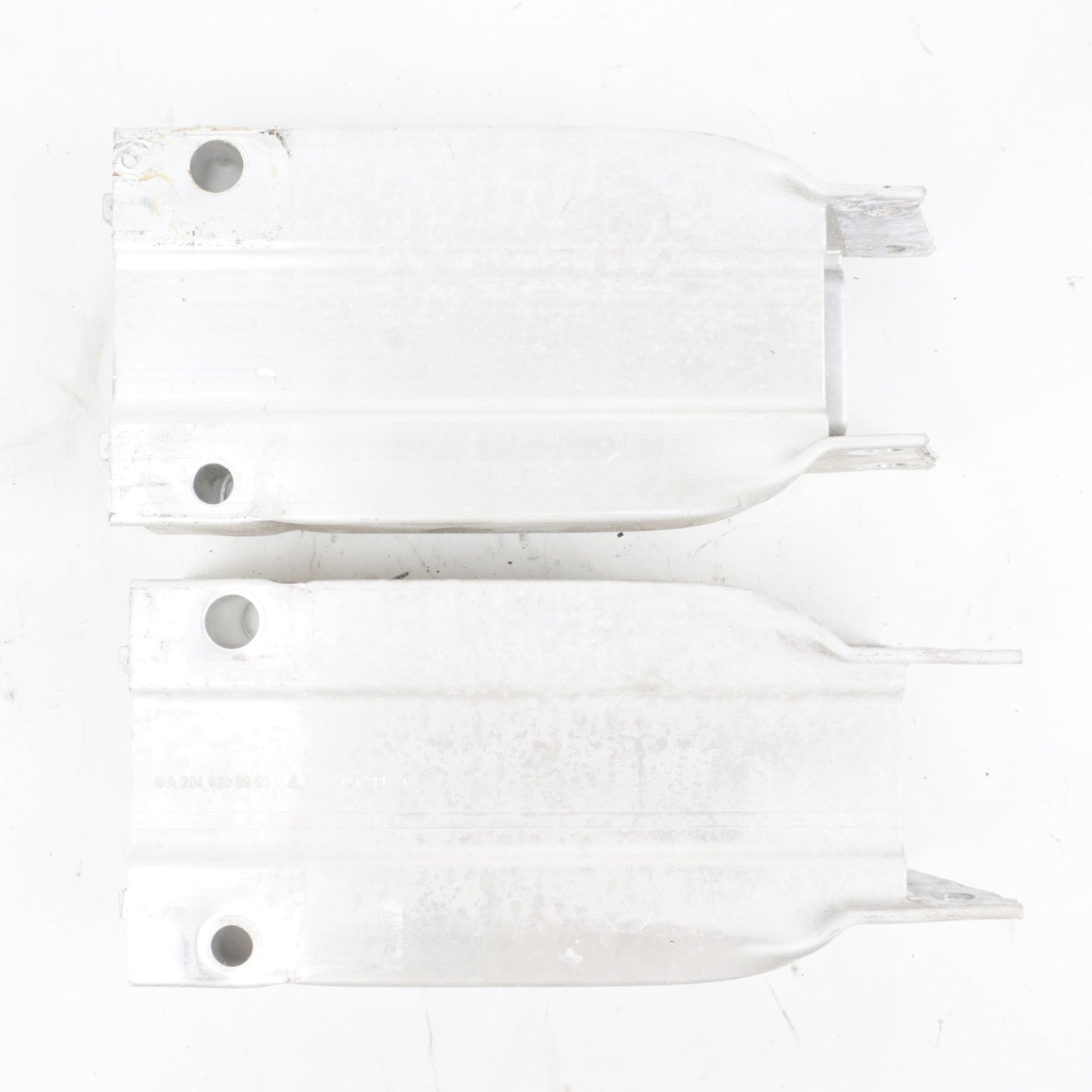 2012 - 2014 Mercedes C250 C300 C350 Front Reinforcement Bracket L&R