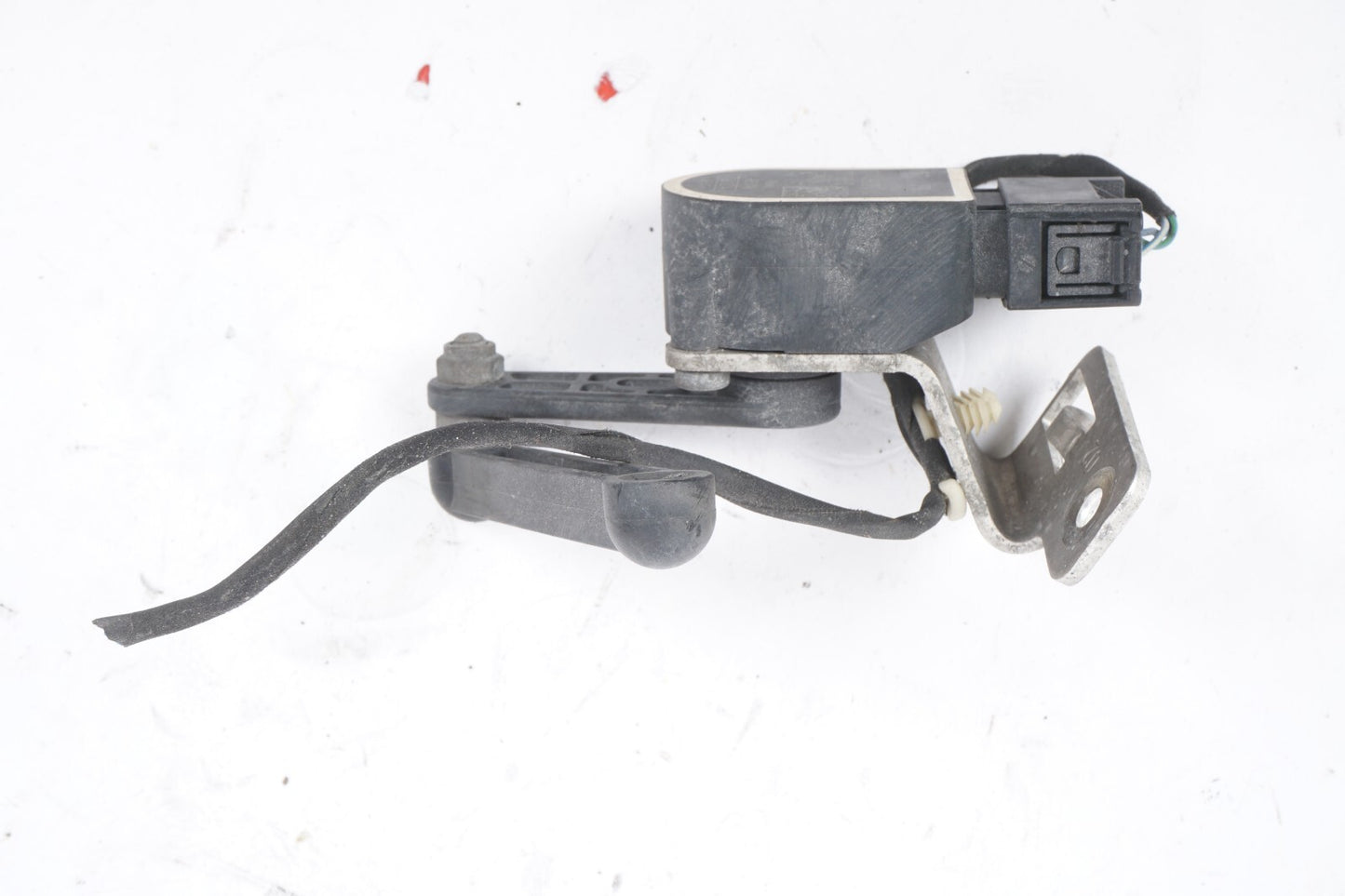 13-18 BMW 650i 640i Rear Right Pass Side Suspension Height Level Sensor OEM