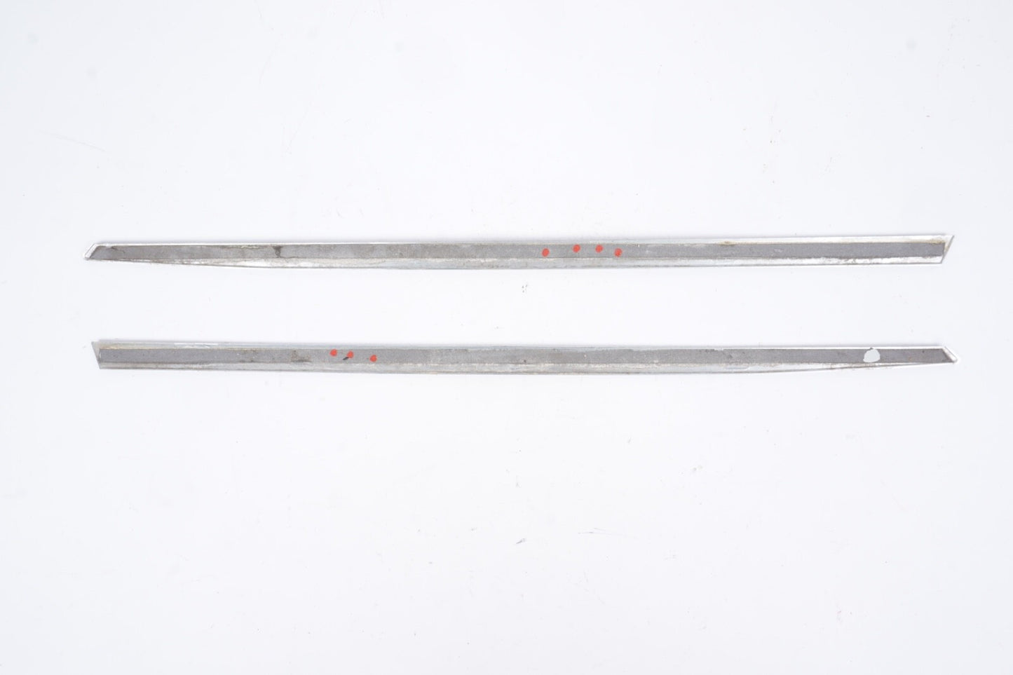 2010-2014 MERCEDES E350 C207 COUPE LEFT & RIGHT QUARTER PANEL MOLDING SET