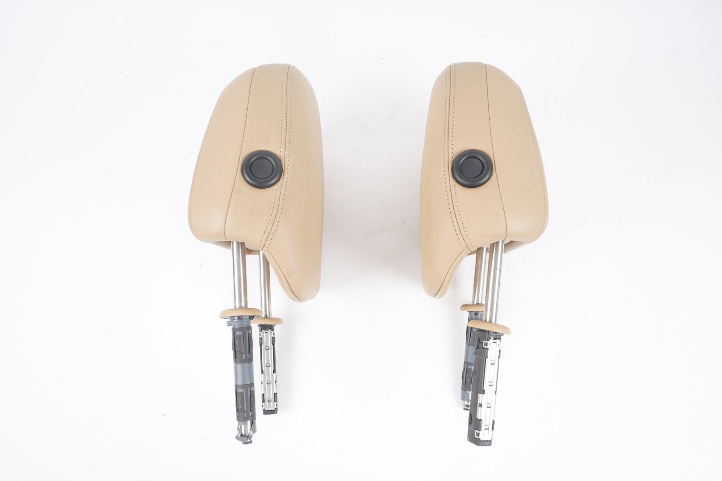 2011-2018 PORSCHE CAYENNE FRONT SEAT HEADREST LEFT & RIGHT OEM