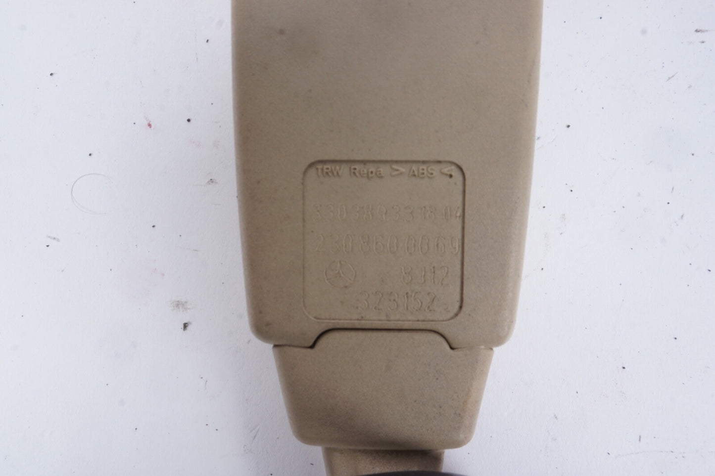03-06 Mercedes SL550 R230 Right Passenger Side Seat Belt Buckle 2308600069 Oem