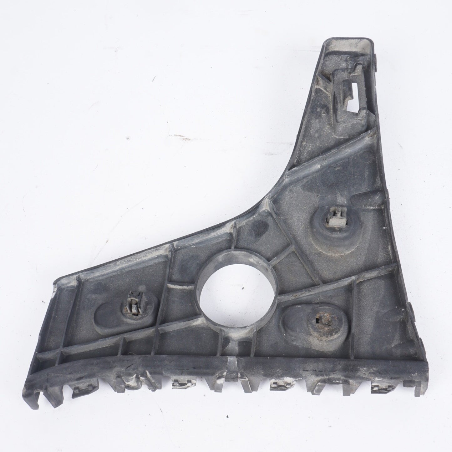 2012-2018 AUDI A7 QUATTRO 4G8 REAR RIGHT SIDE BUMPER OUTER GUIDE BRACKET OEM