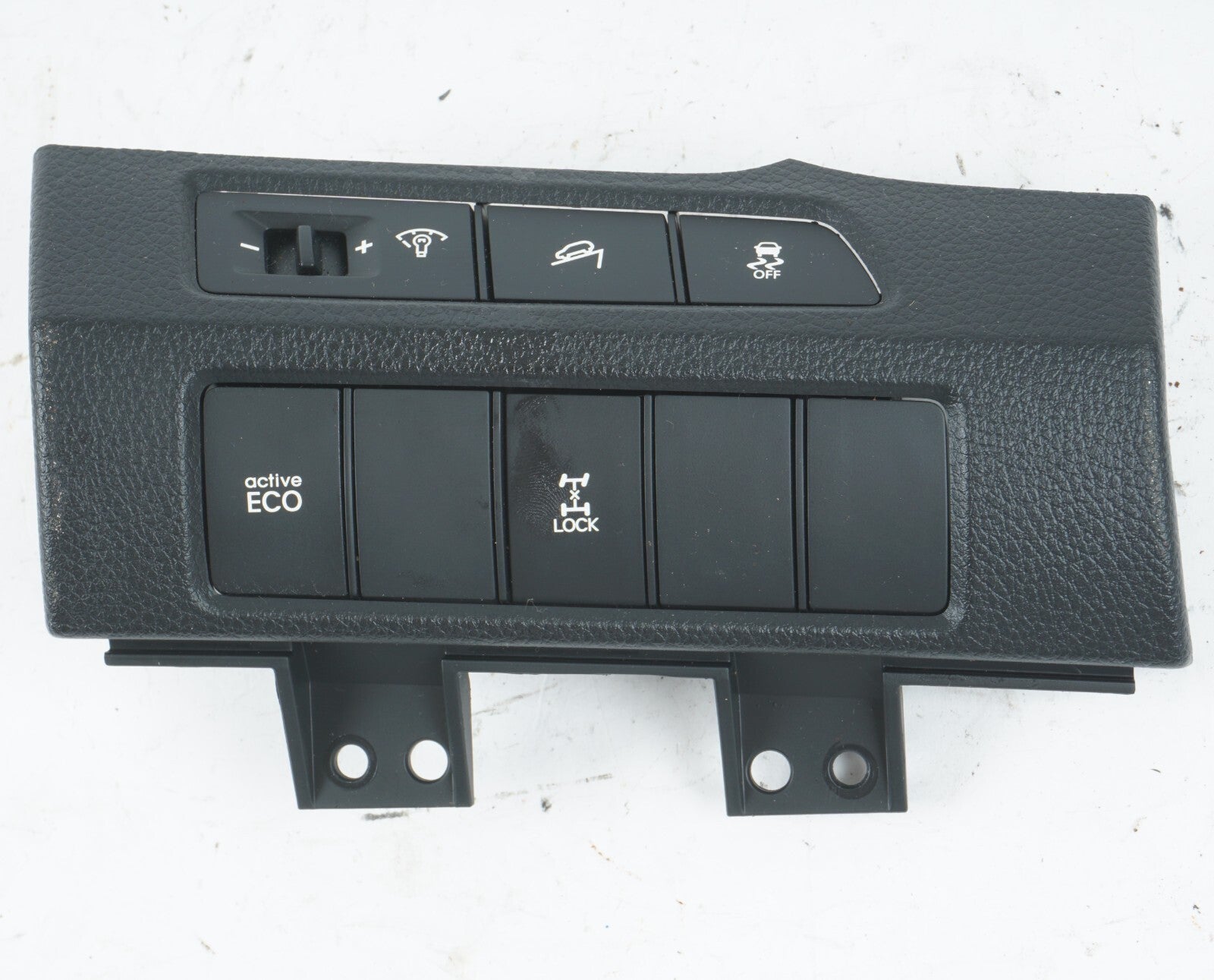 2013 - 2016 HYUNDAI SANTA FE DIMMER TRACTION ECO LOCK CONTROL SWITCH OEM