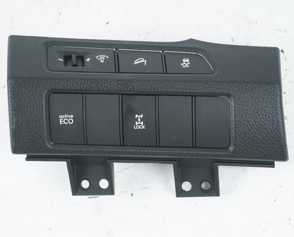 2013 - 2016 HYUNDAI SANTA FE DIMMER TRACTION ECO LOCK CONTROL SWITCH OEM