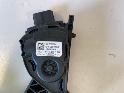 12 - 18 AUDI C7 A6 A7 A8 GAS ACCELERATION PEDAL 8K1723523A OEM