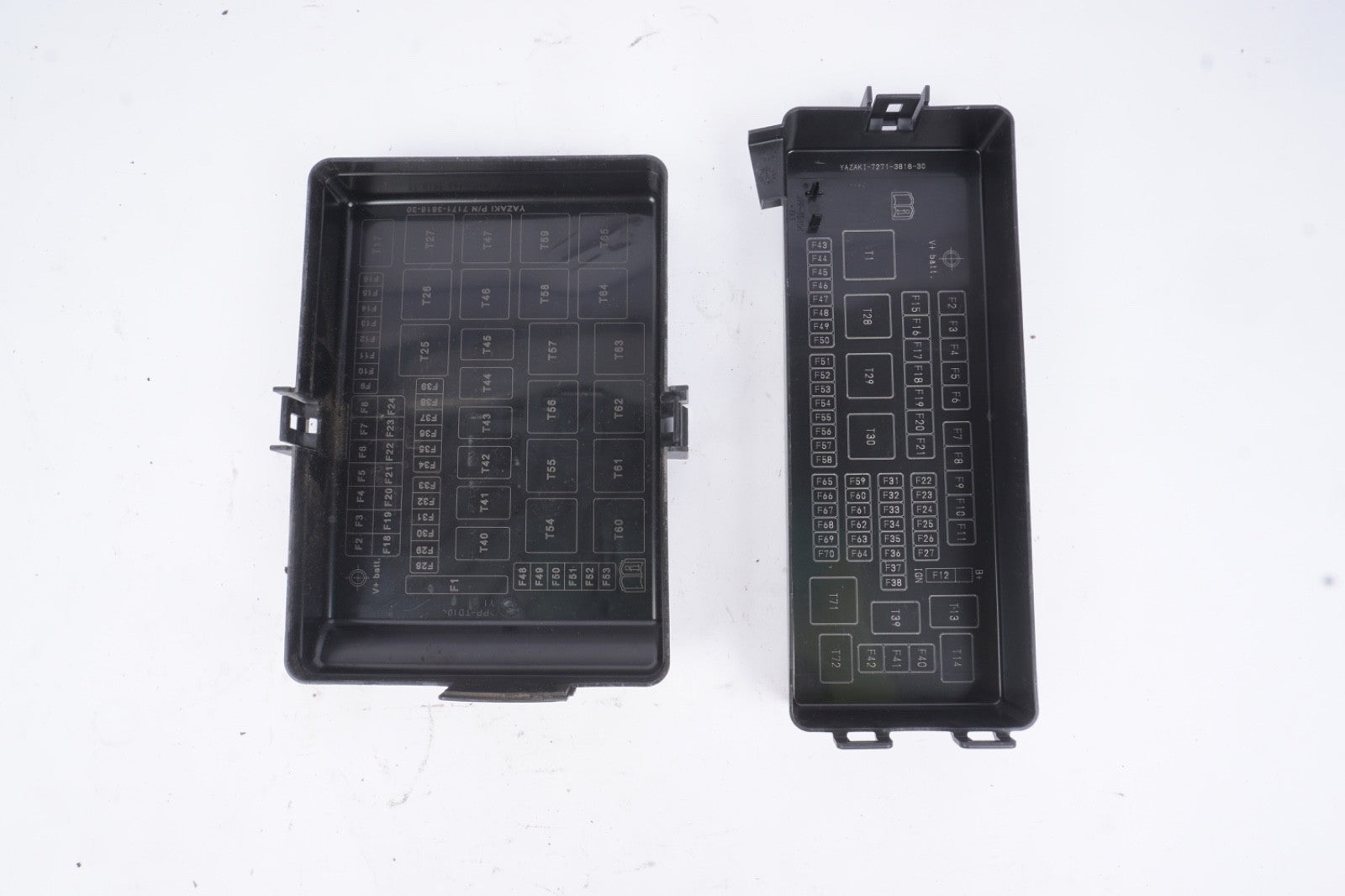 2014-2019 MASERATI GHIBLI SQ4 3.0L FUSE BOX JUNCTION COVER LID TRIM PANEL OEM 2