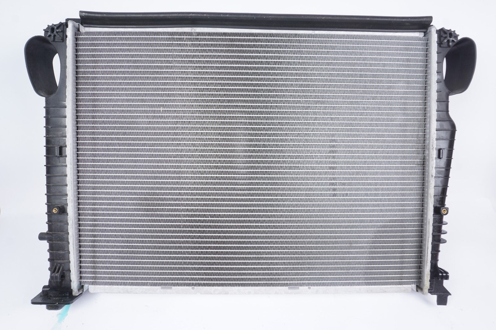 03-06 Mercedes R230 SL500 Engine Cooling Radiator OEM