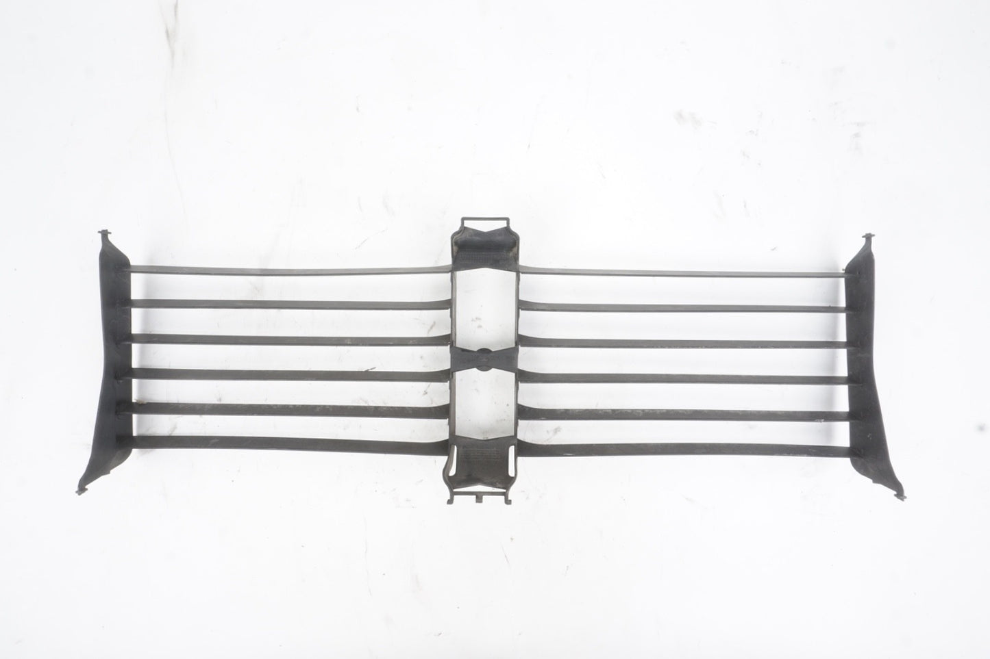 2011-2015 BMW 640I GRAN COUPE Front Bumper Cover Center Grille 66663482 OEM