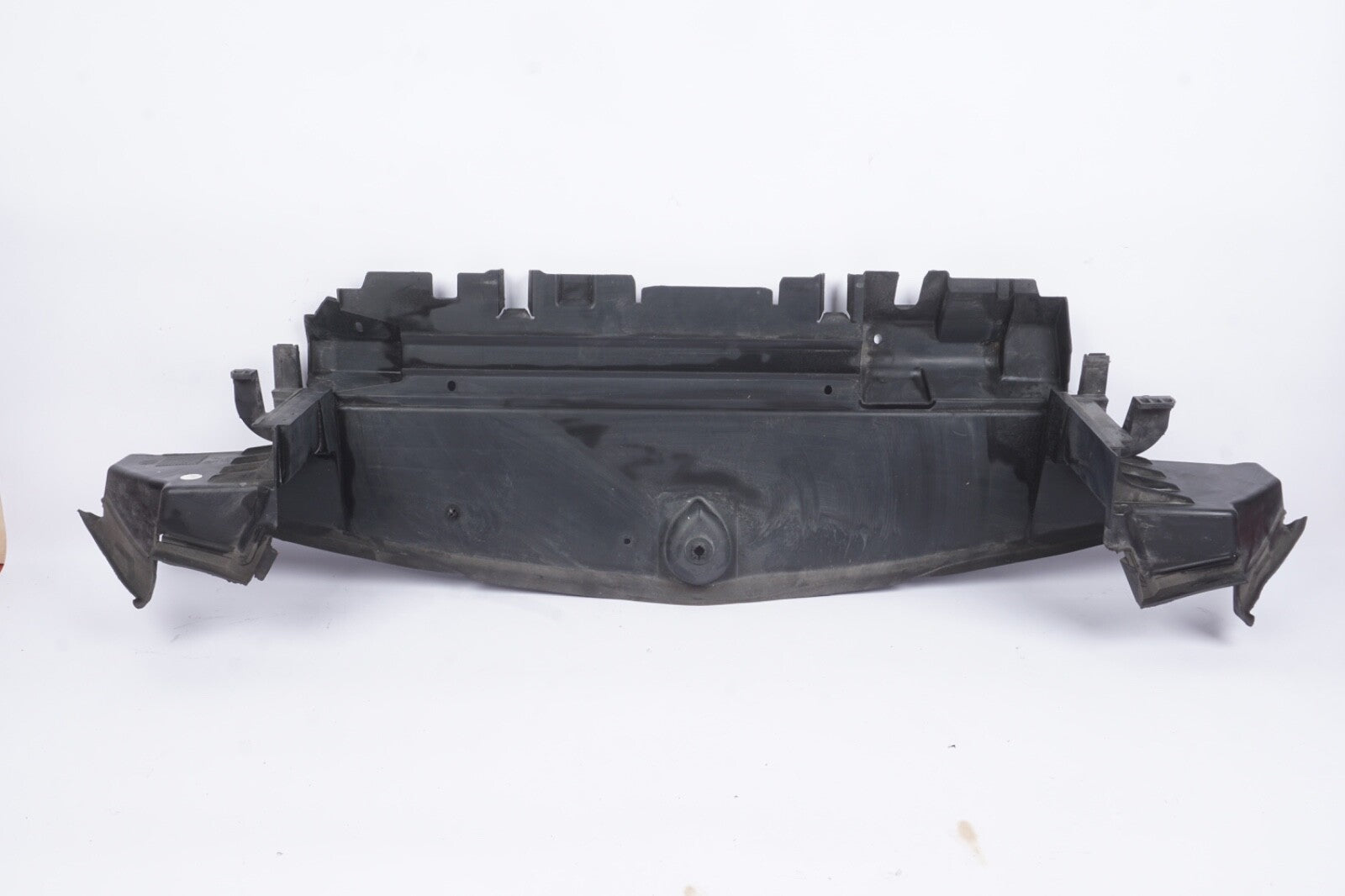 2014 Mercedes W207 E350 Convertible Coupe Engine Radiator Lower Baffle Air Duct