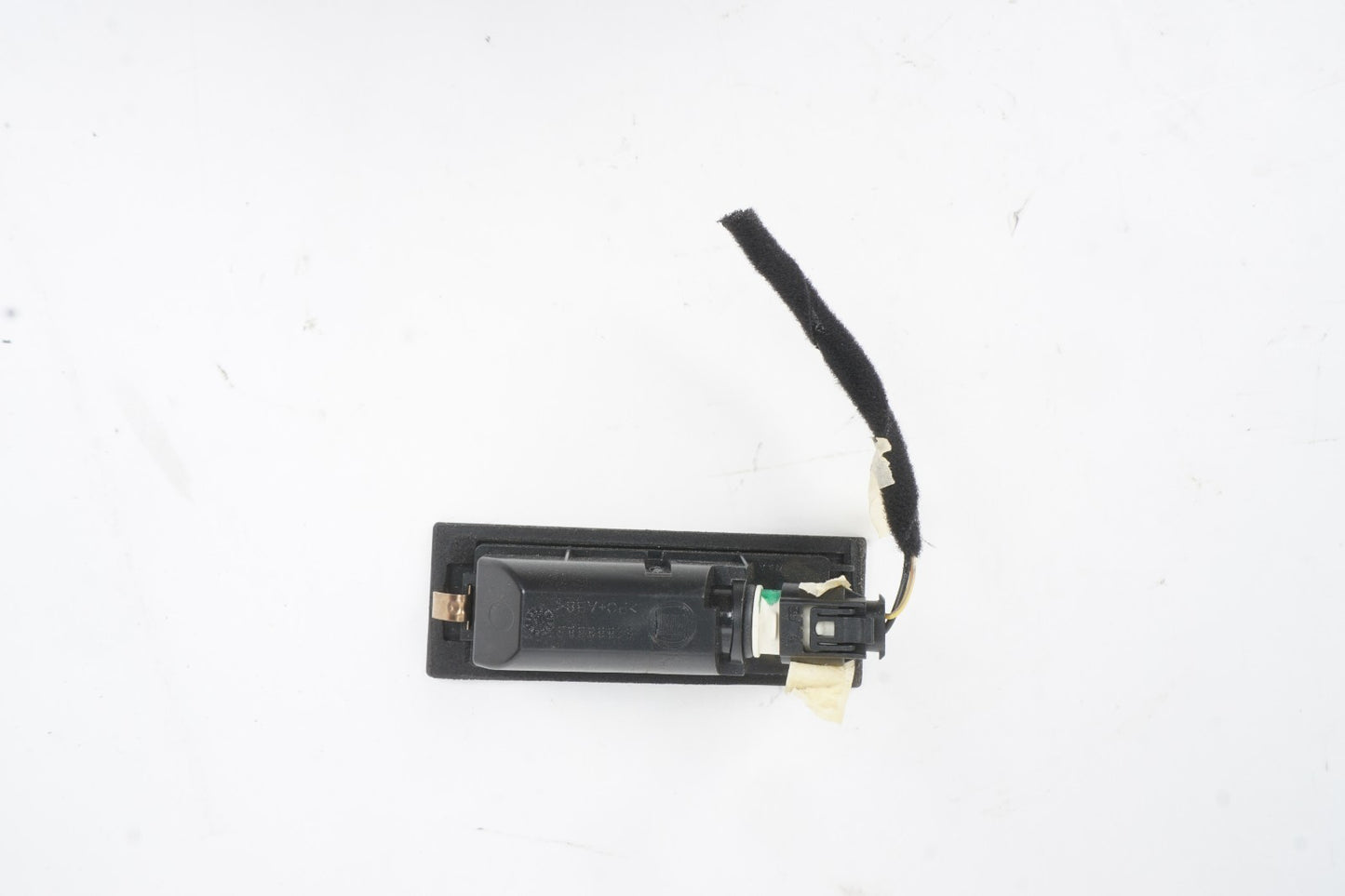 14-20 Fiat 500L Rear License Plate Light OEM
