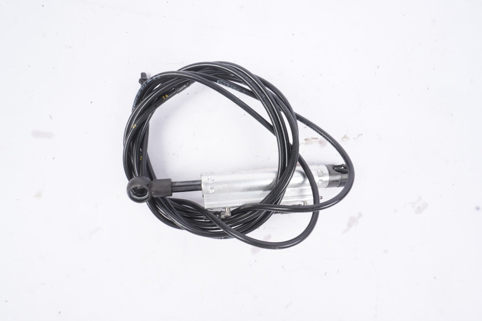 2006 - 2013 VOLVO C70 ROOF HYDRAULIC SHOCK LINE RIGHT PASSENGER SIDE 73 74 OEM