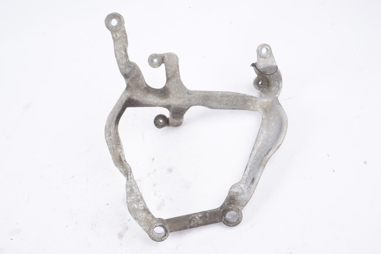 04-10 AUDI A8 A8L Ac Compressor Bracket Mount 4E0616869C OEM