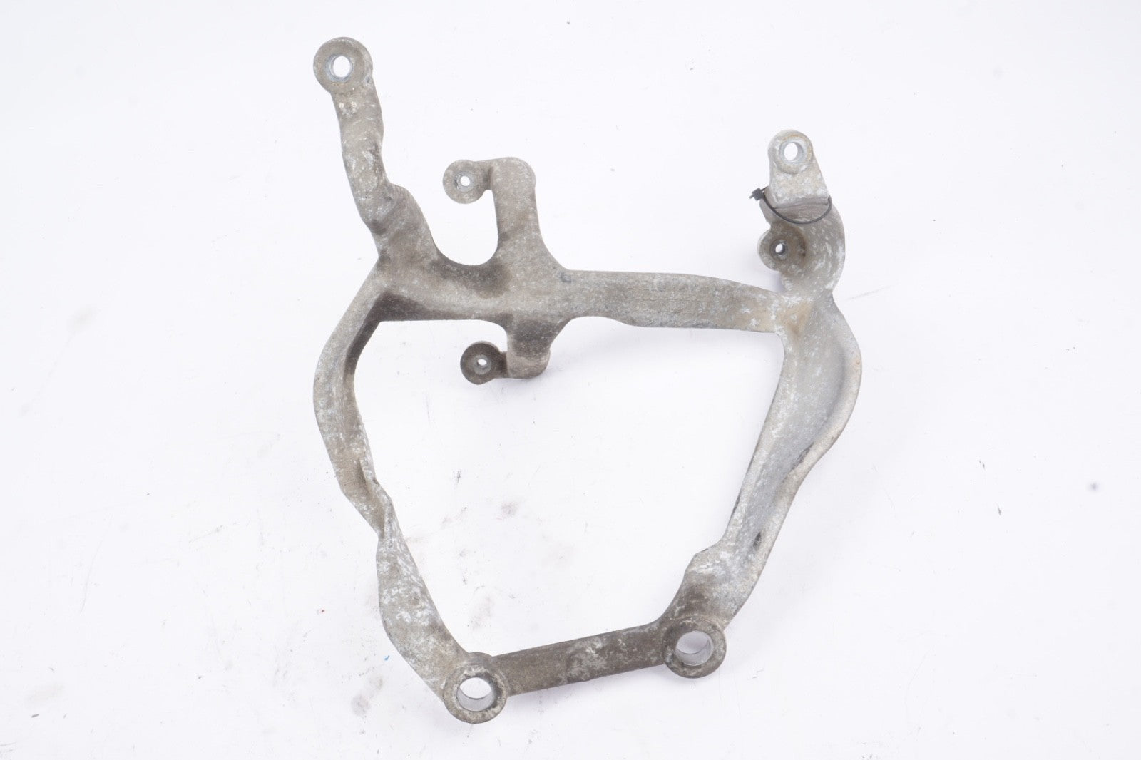 04-10 AUDI A8 A8L Ac Compressor Bracket Mount 4E0616869C OEM