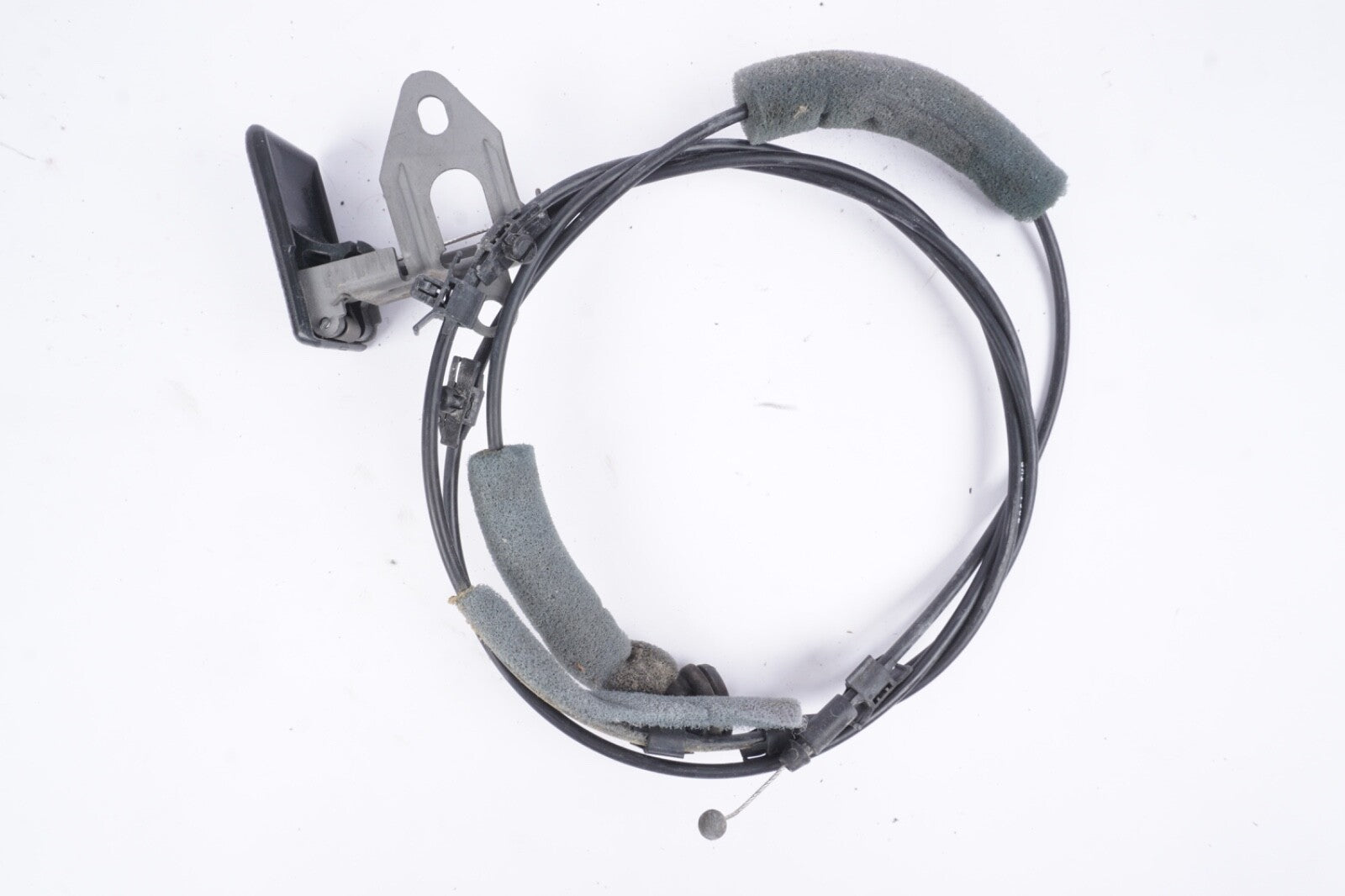 2018 - 2022 HONDA ODYSSEY HOOD HANDLE RELEASE AND CABLE OEM