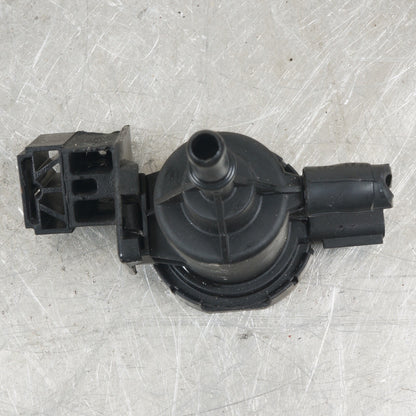 11-18 Mercedes W221 S550 CLS550 CL550 Fuel System Purge Valve 0014760532 OEM