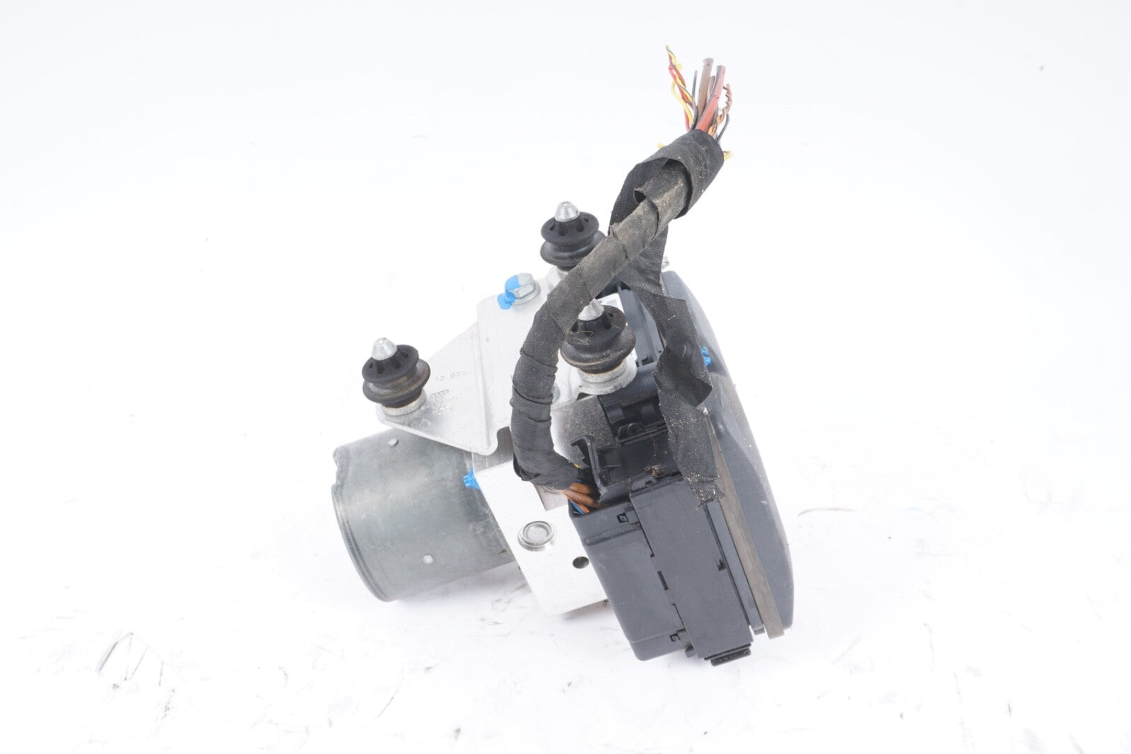 2011 - 2012 AUDI A8L ABS ANTI LOCK BRAKE PUMP W/ MODULE  4H0907379D OEM
