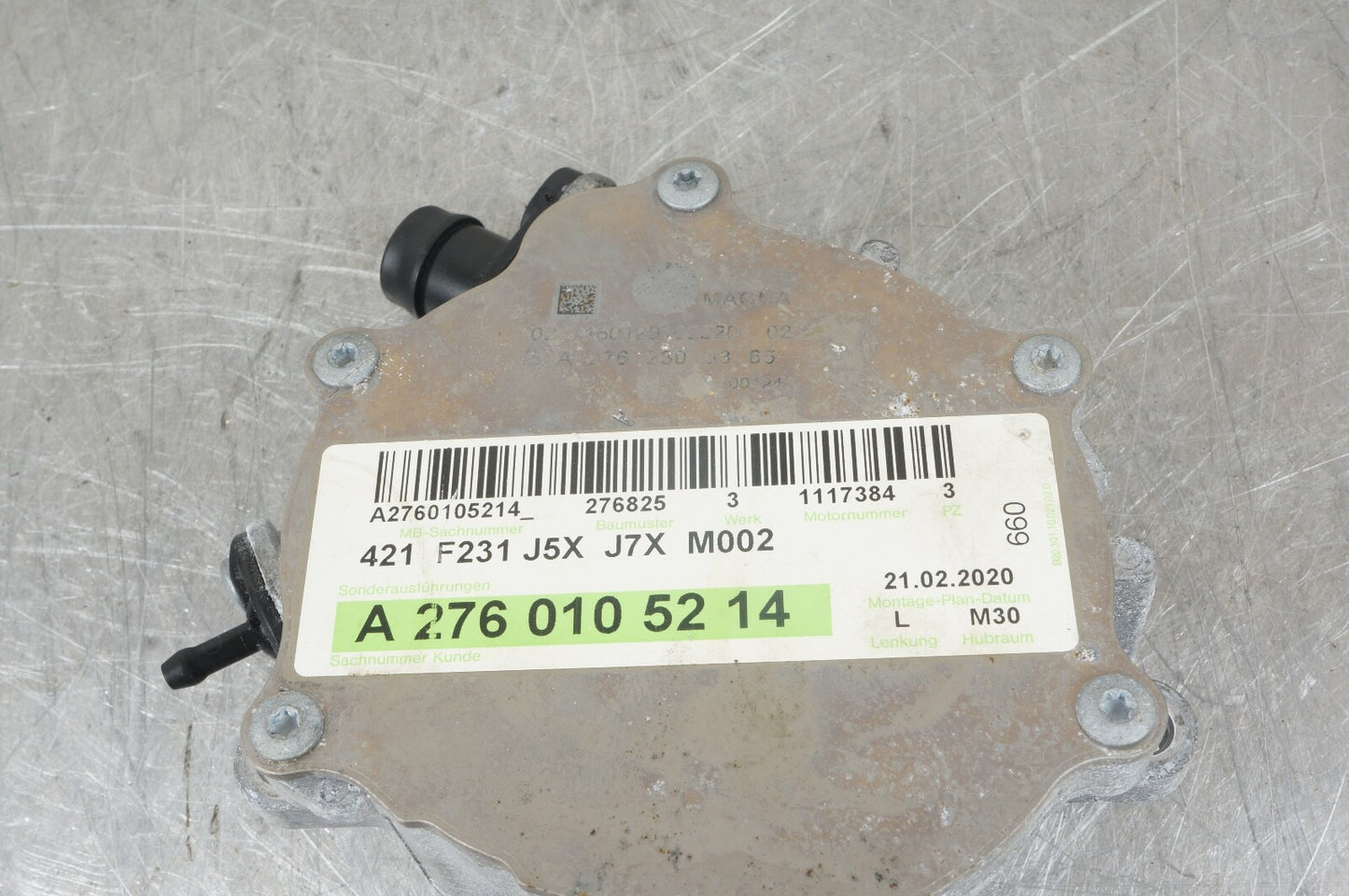 2017-2020 Mercedes Benz SL550 R231 2760105214 VACUUM PUMP