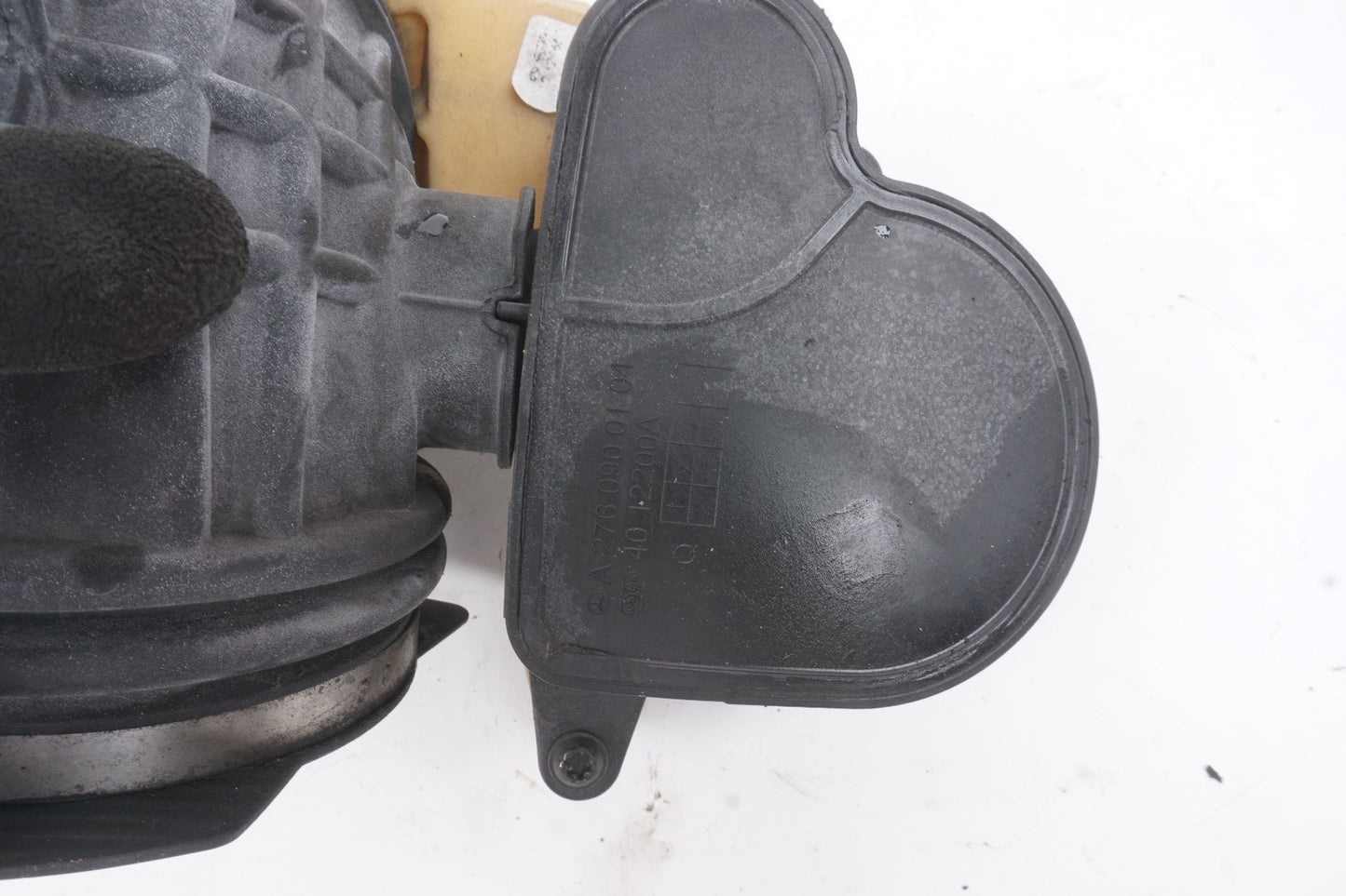 2012-2016 Mercedes W207 E350 Air Cleaner Box Duct 2760900104 OEM