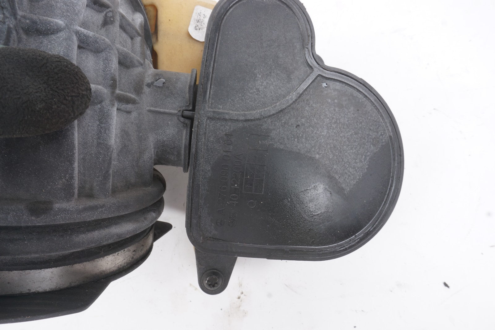 2012-2016 Mercedes W207 E350 Air Cleaner Box Duct 2760900104 OEM
