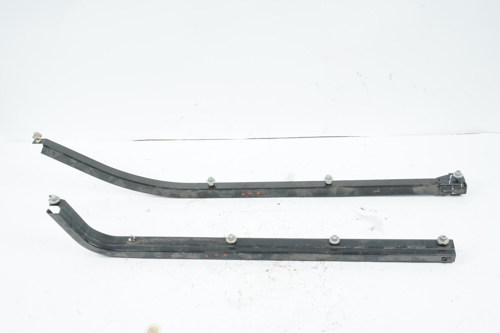 17-20 CHRYSLER PACIFICA REAR LEFT SLIDING DOOR UPPER & LOWER ROLLER TRACK OEM