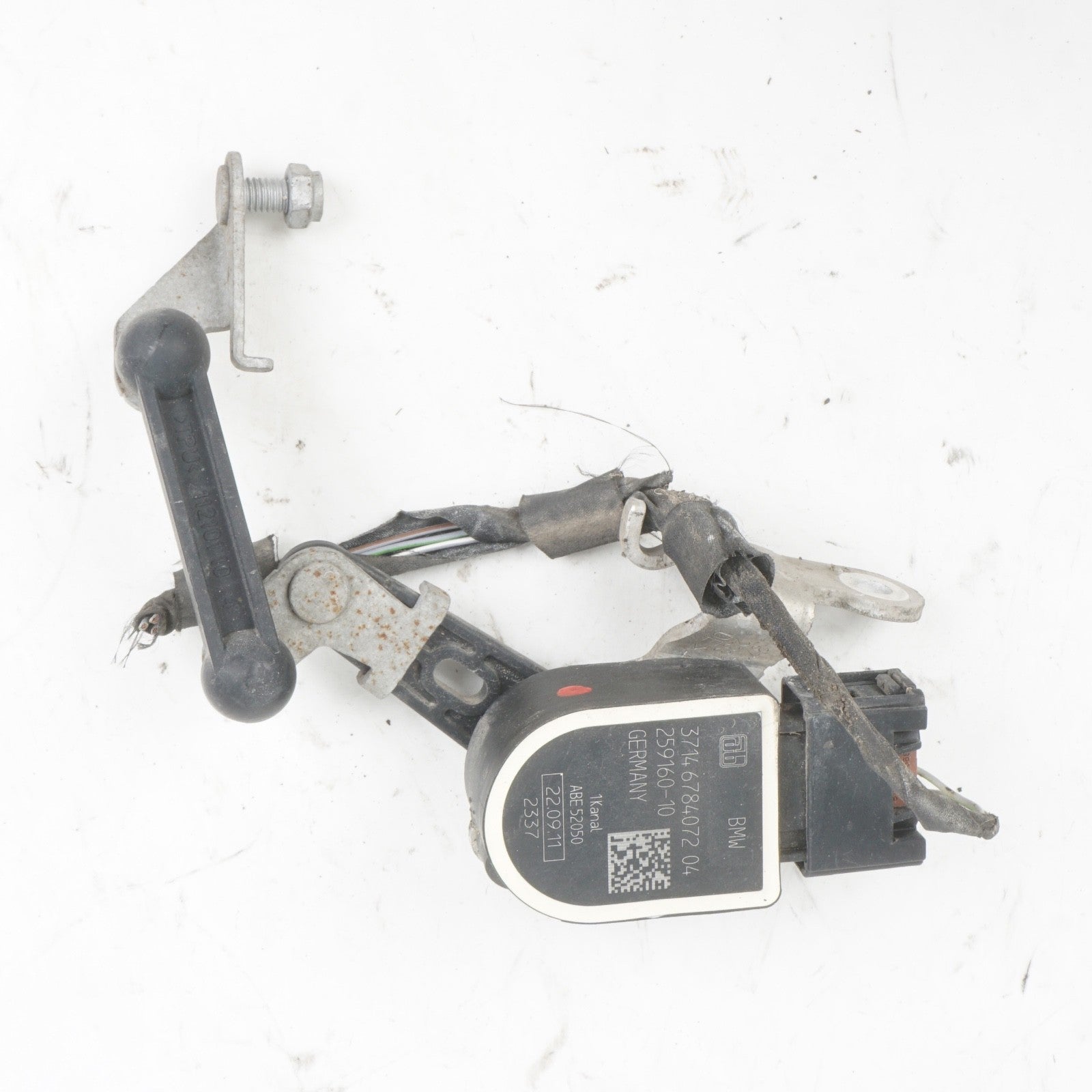 2012 – 2017 BMW 650i Front Left Driver Ride Height Level Sensor OEM 37146784072