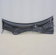 2014-2020 Maserati Ghibli Windshield Wiper Cowl Vent Grille Panel 670010468 OEM