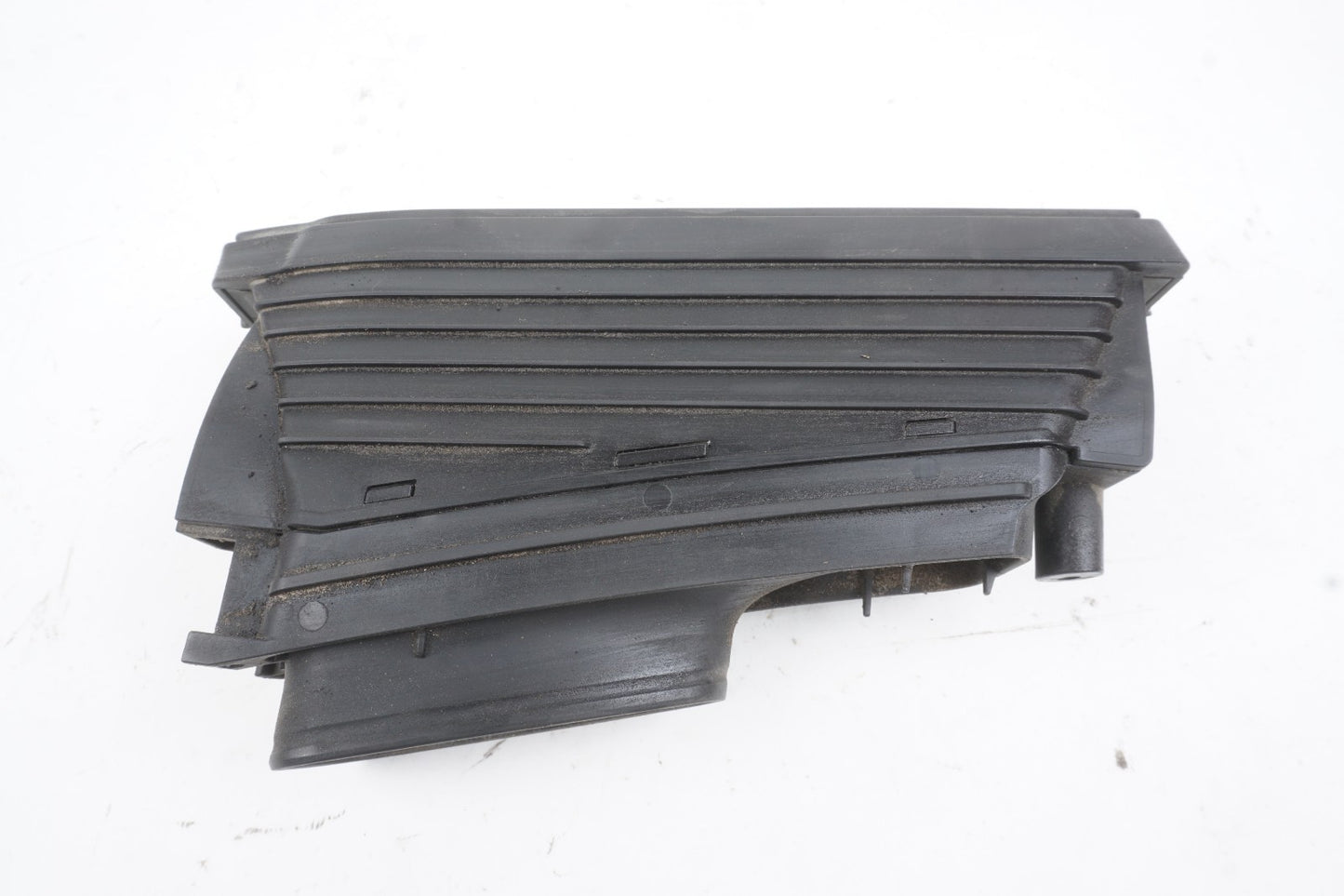 2011 2012 Audi A8 4.2l  Left Driver Side Air Intake Inner Duct 4H0129627P OEM