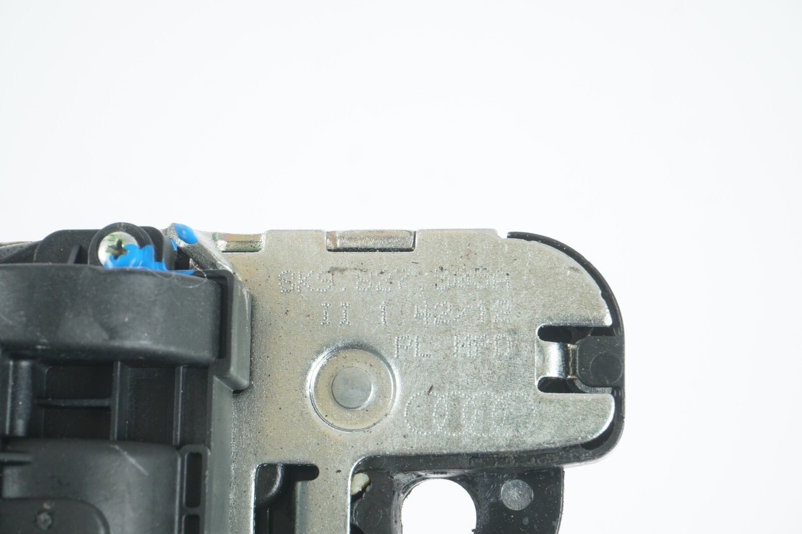 2012 - 2018 AUDI A7 TRUNK LID LOCK LATCH ACTUATOR OEM