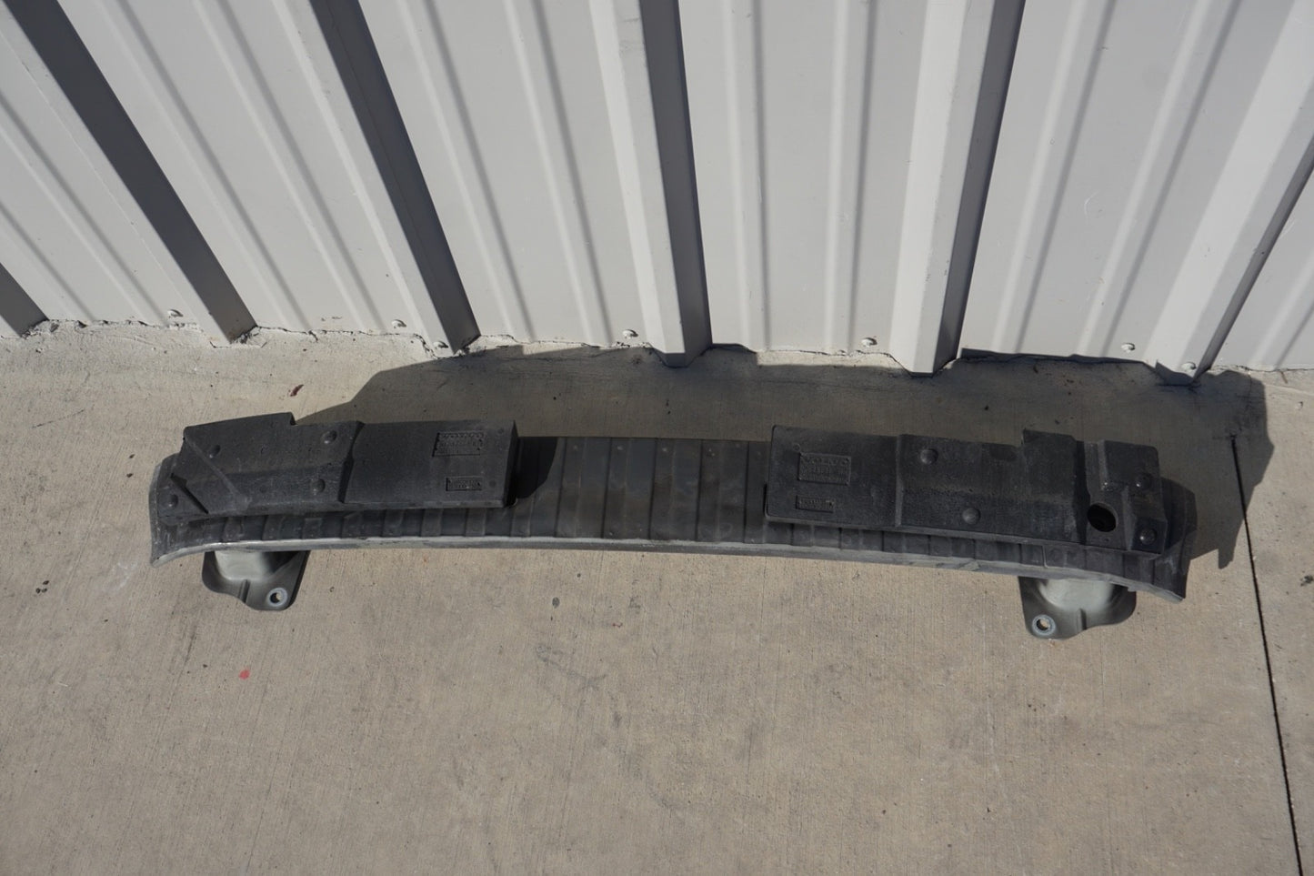 2006 - 2013 VOLVO C70 T5 REAR BUMPER REINFORCEMENT OEM