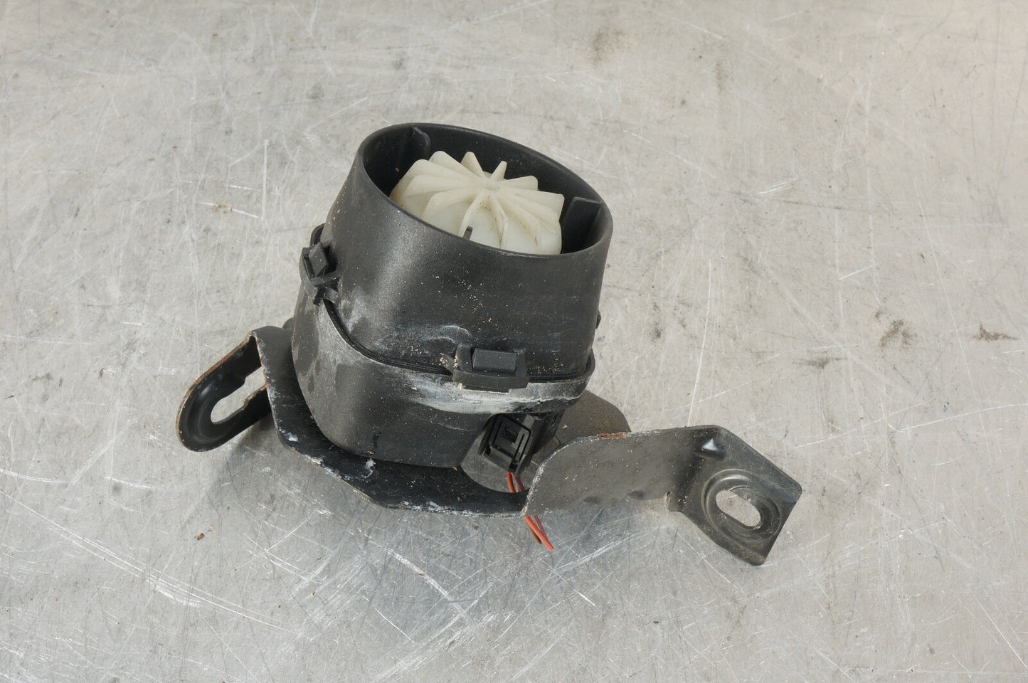 07-13 Mercede W221 S550 S63 AMG Anti Theft Alarm Horn Siren 2218701391 OEM