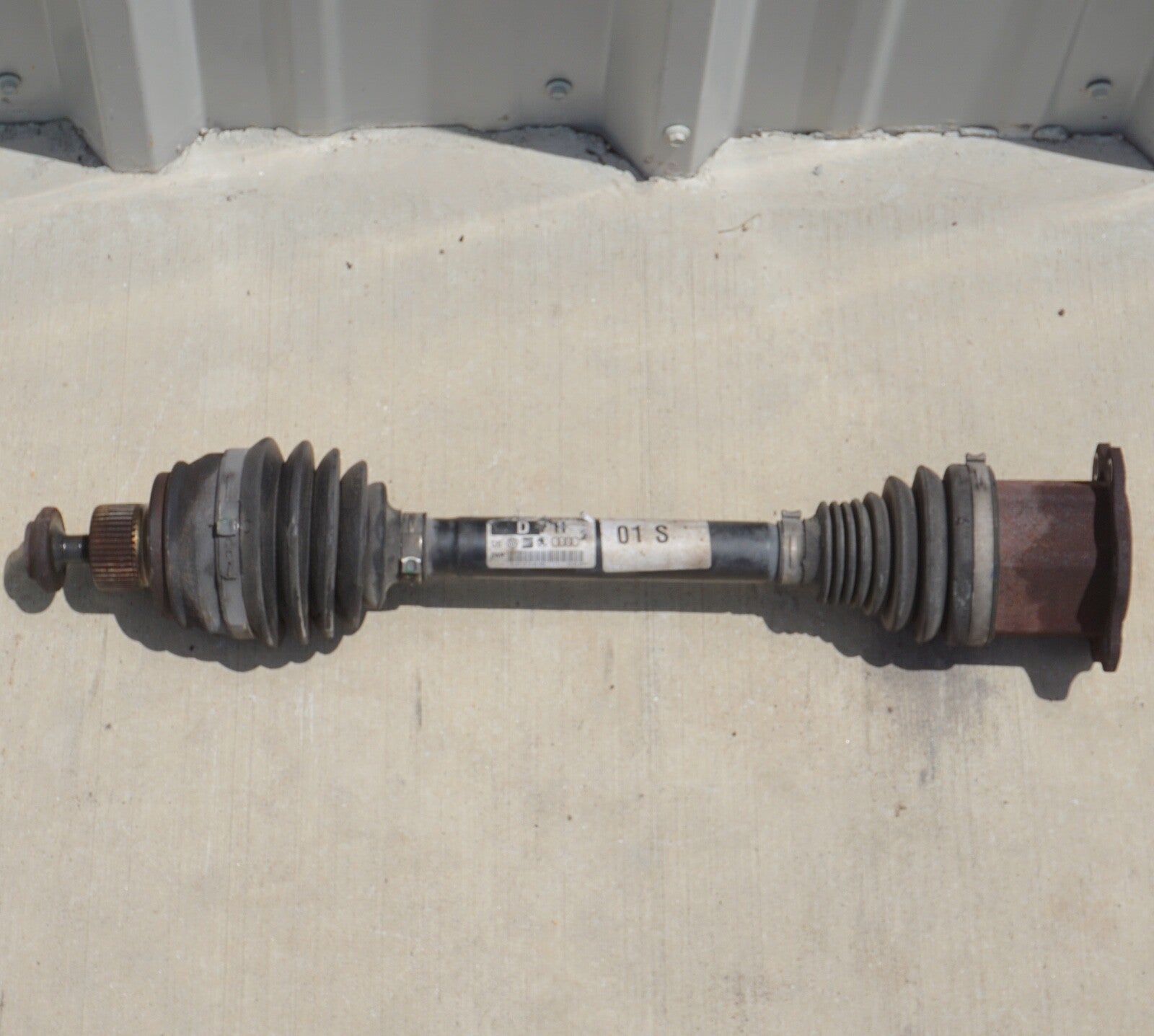 2011 2012 AUDI A8 4.2L V8 FRONT AXLE SHAFT ASSEMBLY 4G0407271F