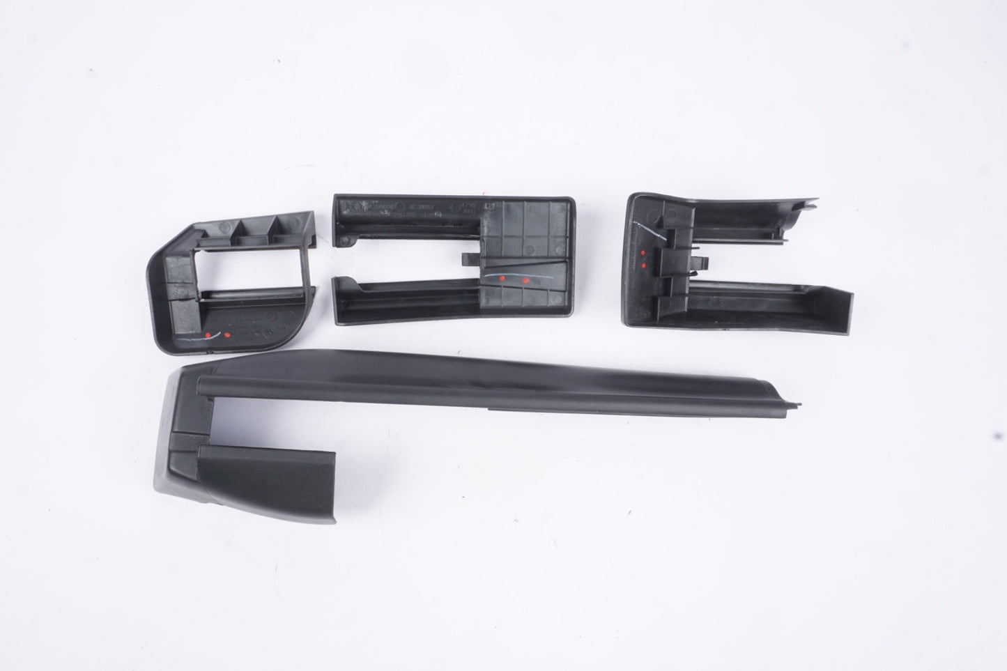 2007-2011 MERCEDES ML350 FRONT RIGHT PASSENGER SIDE TRACK RAIL COVER TRIM OEM