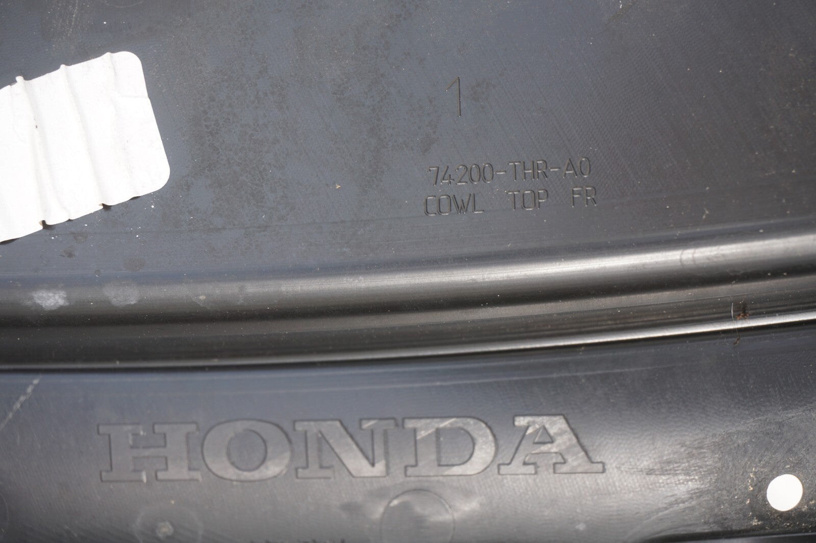 18 - 24 Honda Odyssey Front Windshield Cowl Vent Panel 74200-THR-A0 OEM