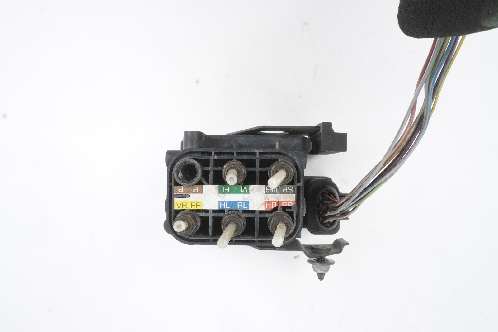 07-13 Mercedes W221 S550 CL550 S400 Air Suspension Supply Valve Block Module OEM