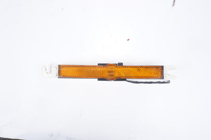 1987-1992 CADILLAC ALLANTE CONVERTIBLE FRONT BUMPER SIDE MARKET LIGHT