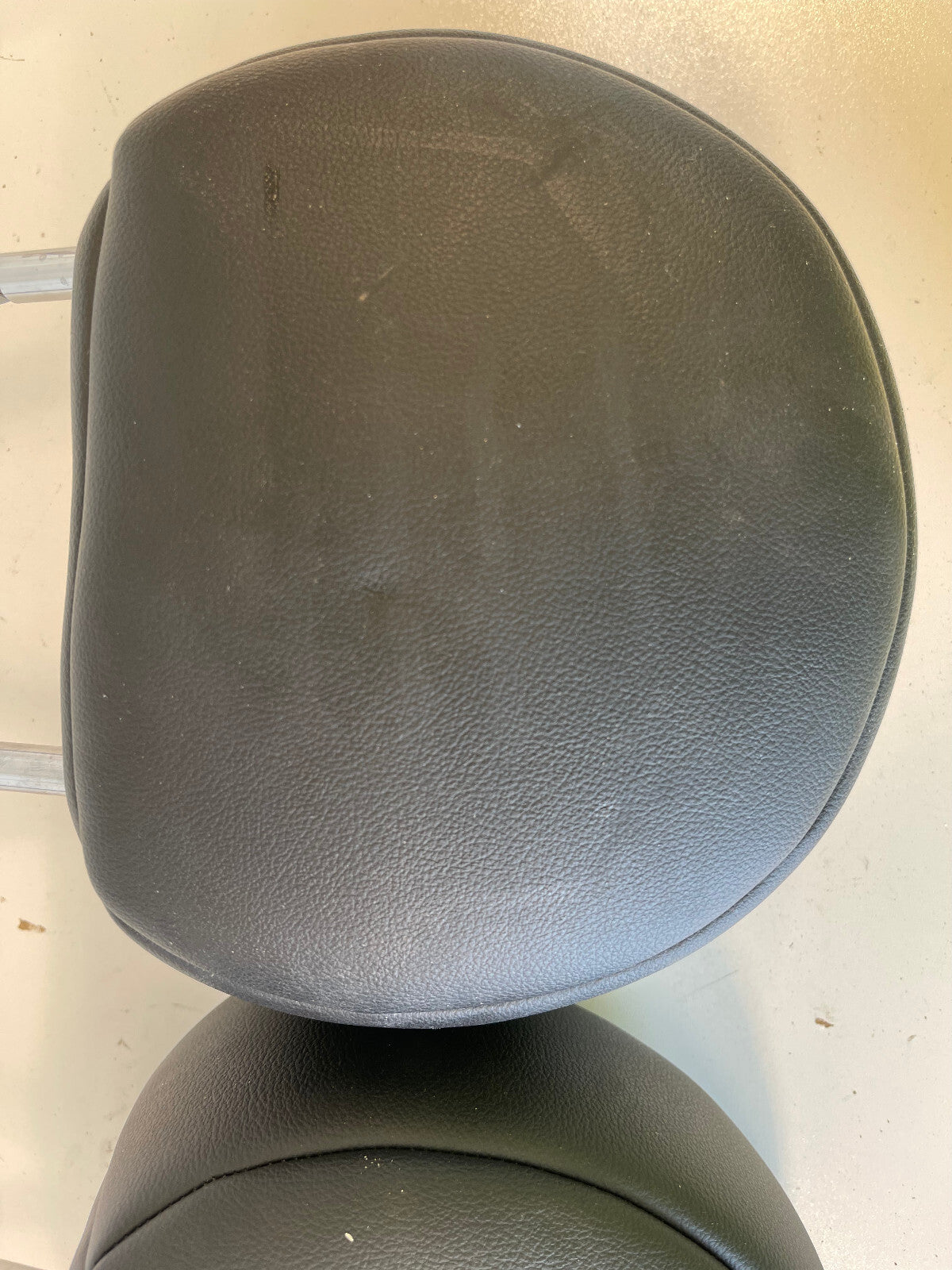 2007-2013 MINI COOPER S R57 FRONT SEAT HEADREST LEFT & RIGHT SET BLACK OEM